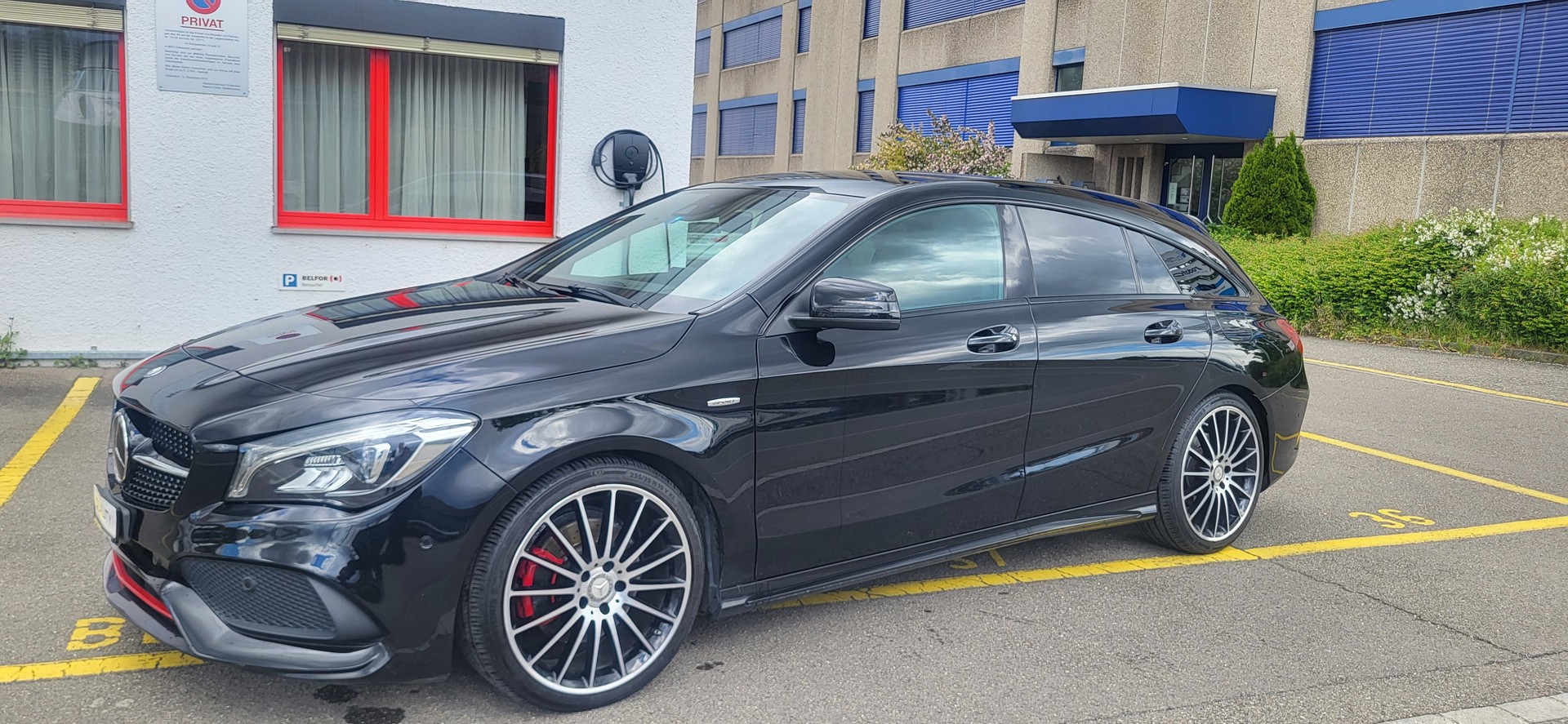 MERCEDES-BENZ CLA Shooting Brake 250 Sport 4Matic 7G-DCT-image-1