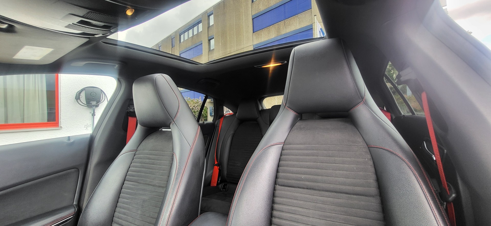 MERCEDES-BENZ CLA Shooting Brake 250 Sport 4Matic 7G-DCT-image-15