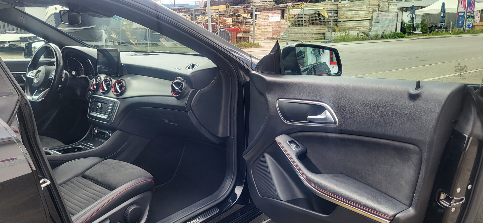 MERCEDES-BENZ CLA Shooting Brake 250 Sport 4Matic 7G-DCT-image-13