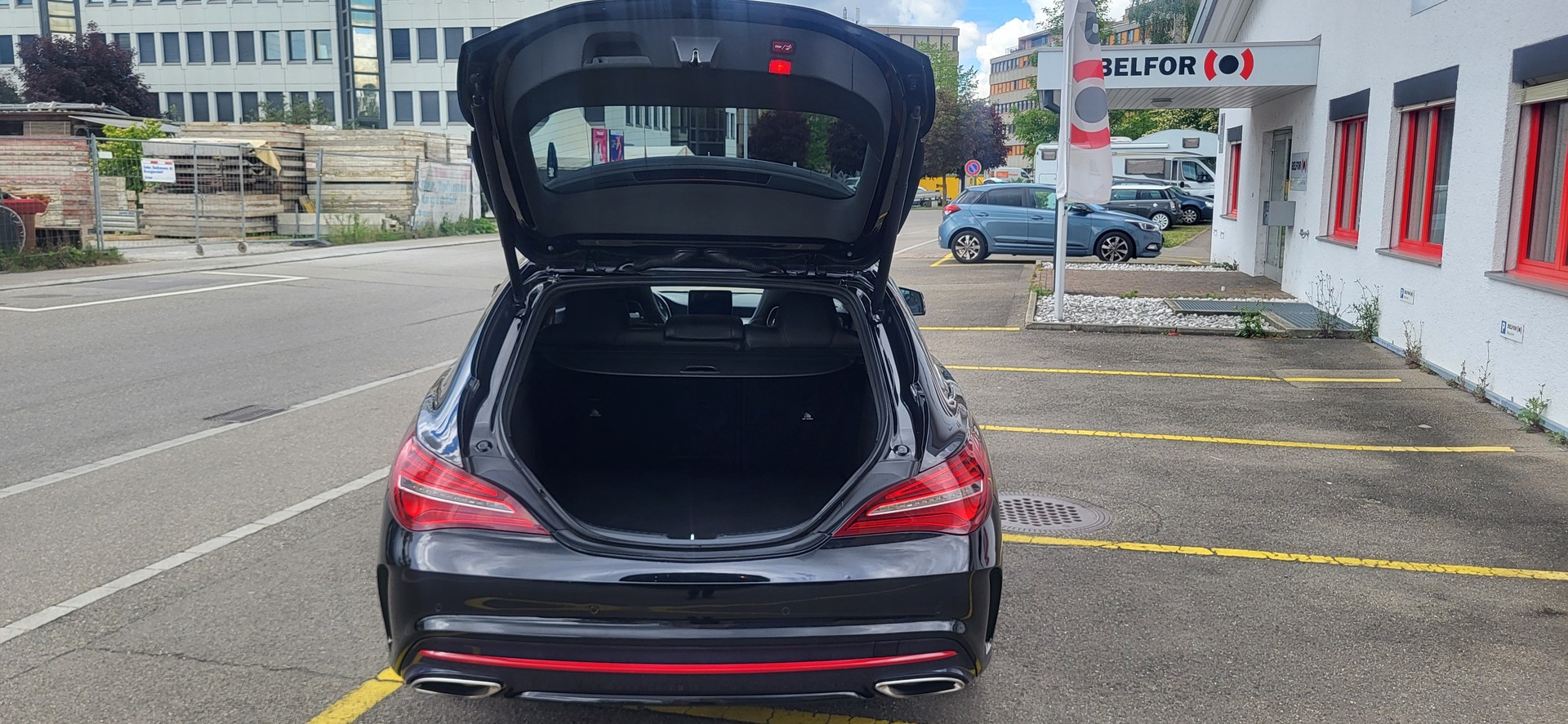 MERCEDES-BENZ CLA Shooting Brake 250 Sport 4Matic 7G-DCT-image-12