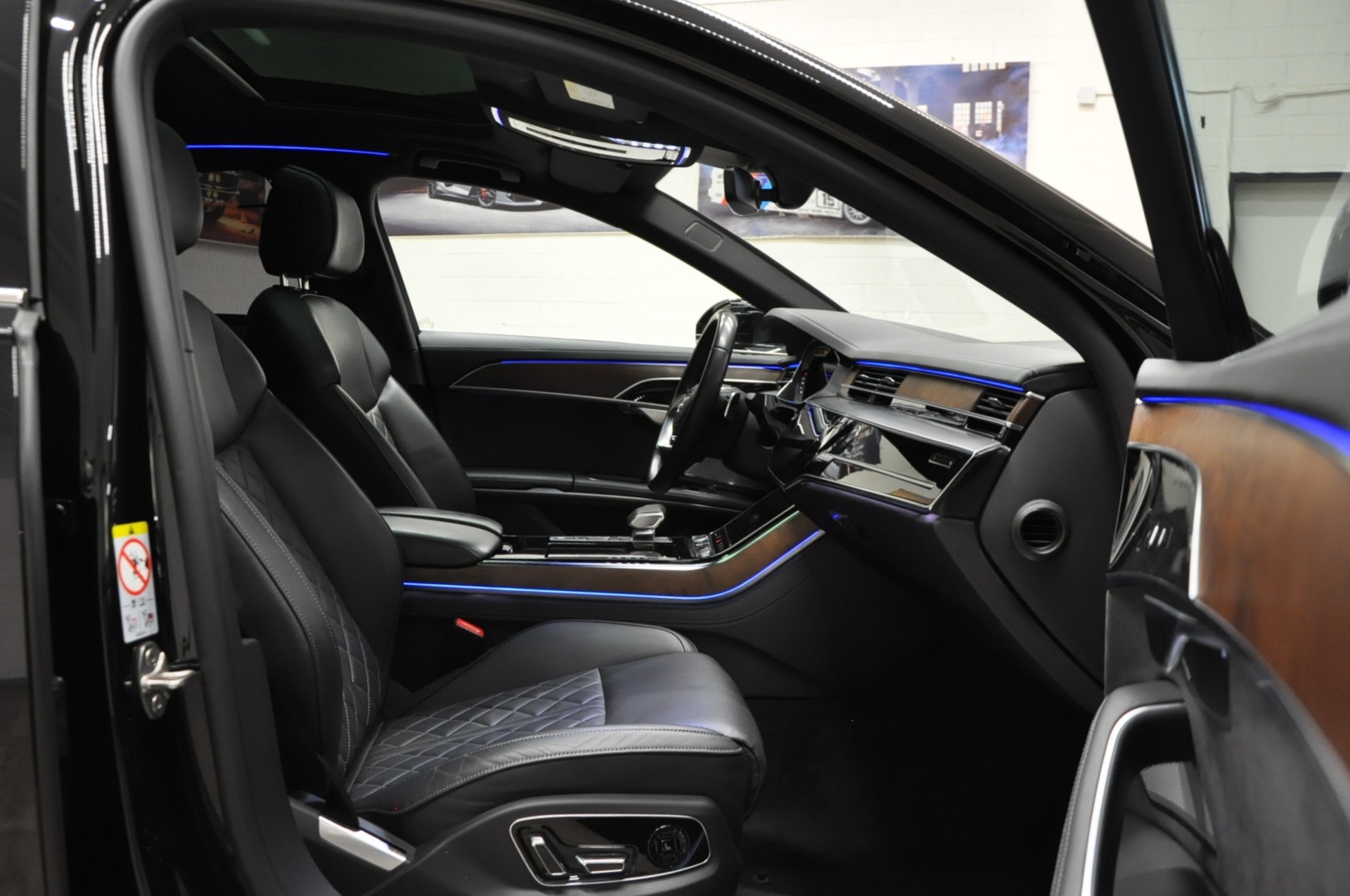 AUDI A8 50 TDI Long quattro tiptronic-image-14