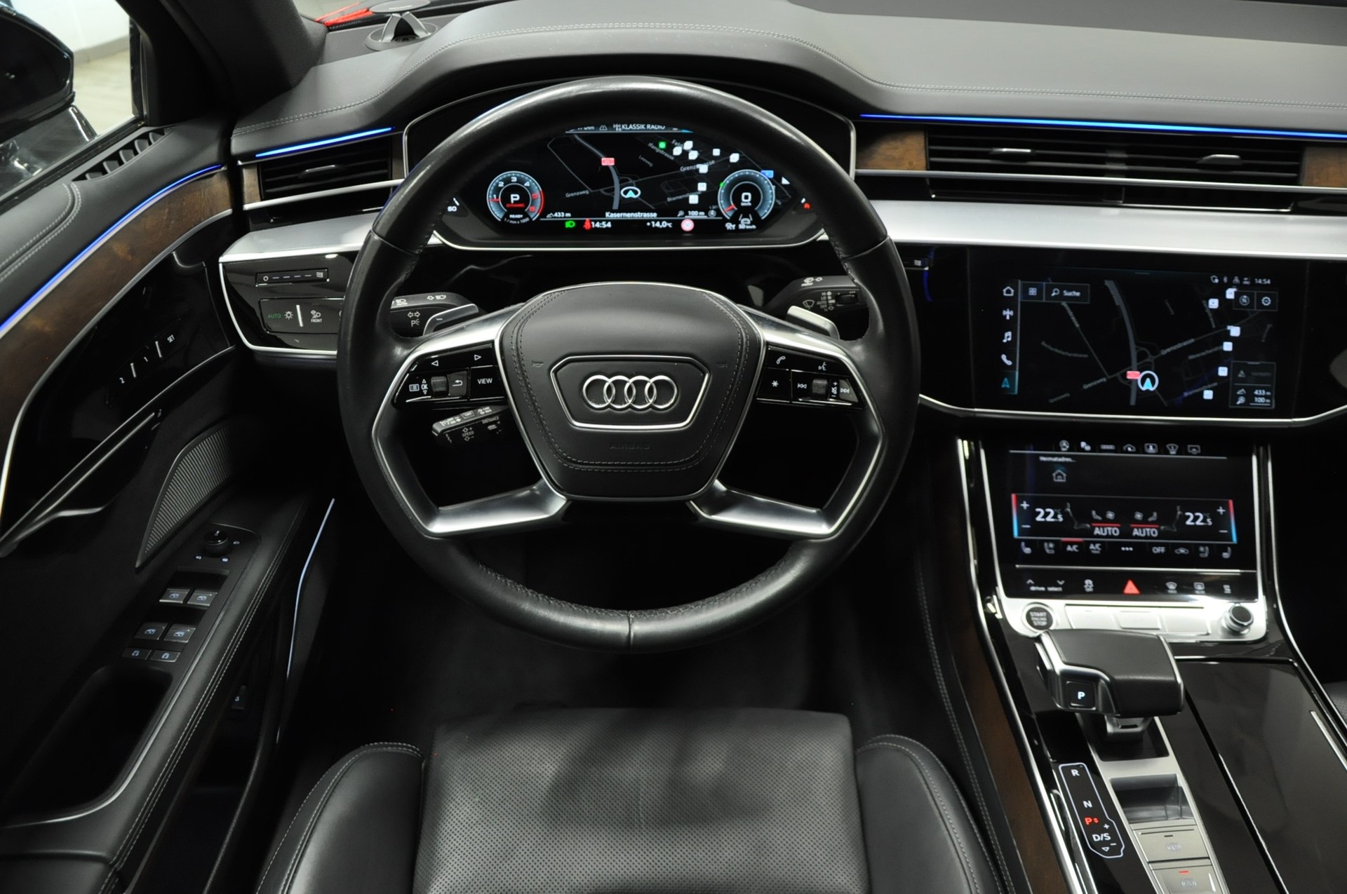AUDI A8 50 TDI Long quattro tiptronic-image-21