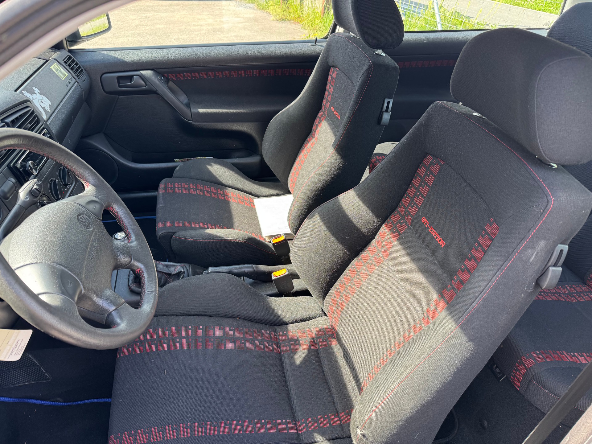 VW Golf 2000 GTI Edition-image-4