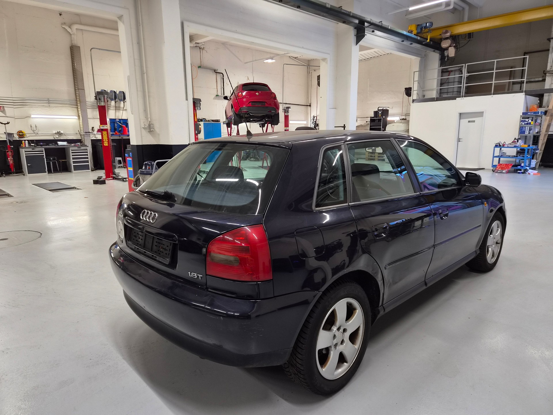 AUDI A3 1.8 T Automat-image-5