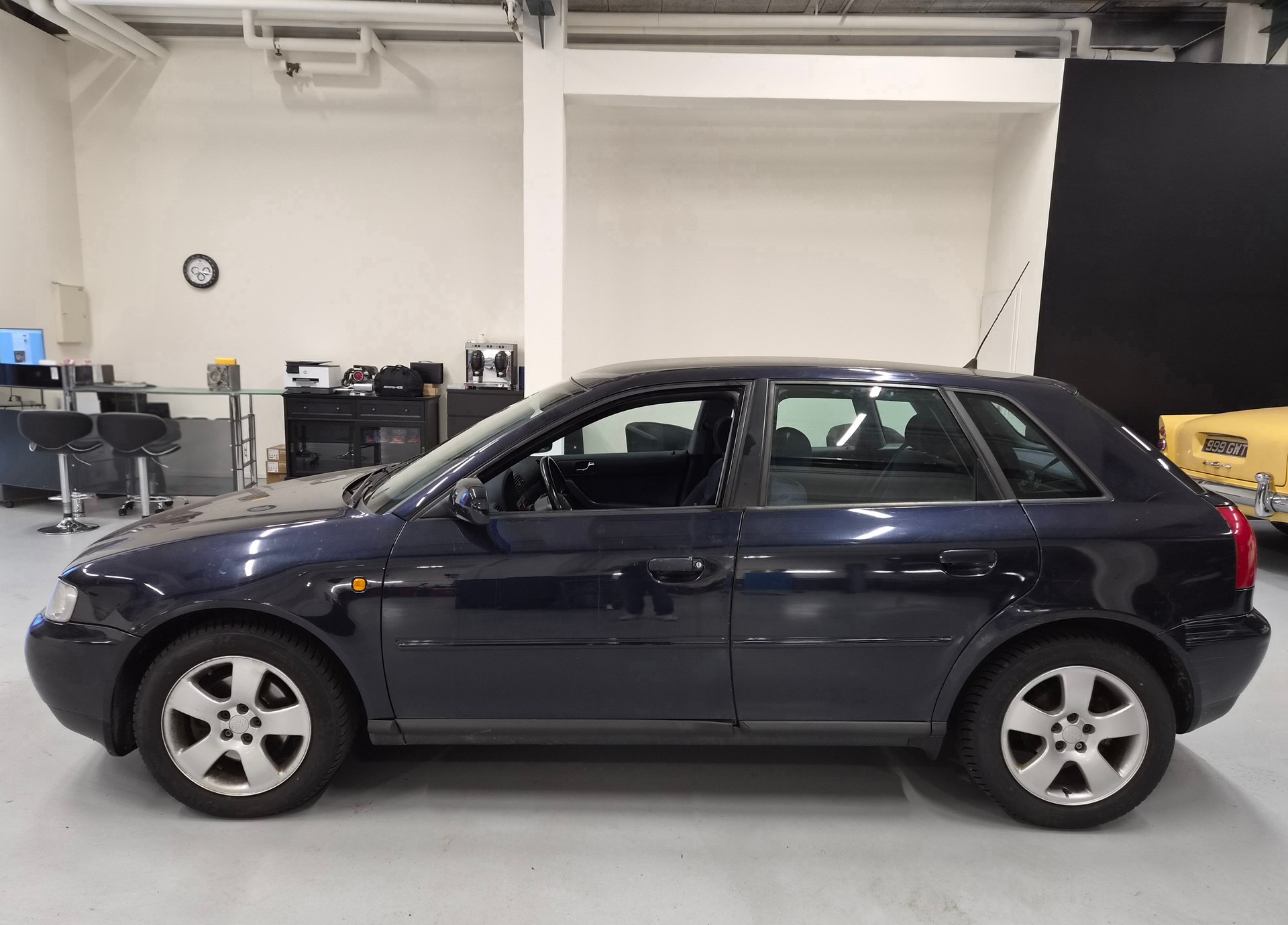 AUDI A3 1.8 T Automat-image-2