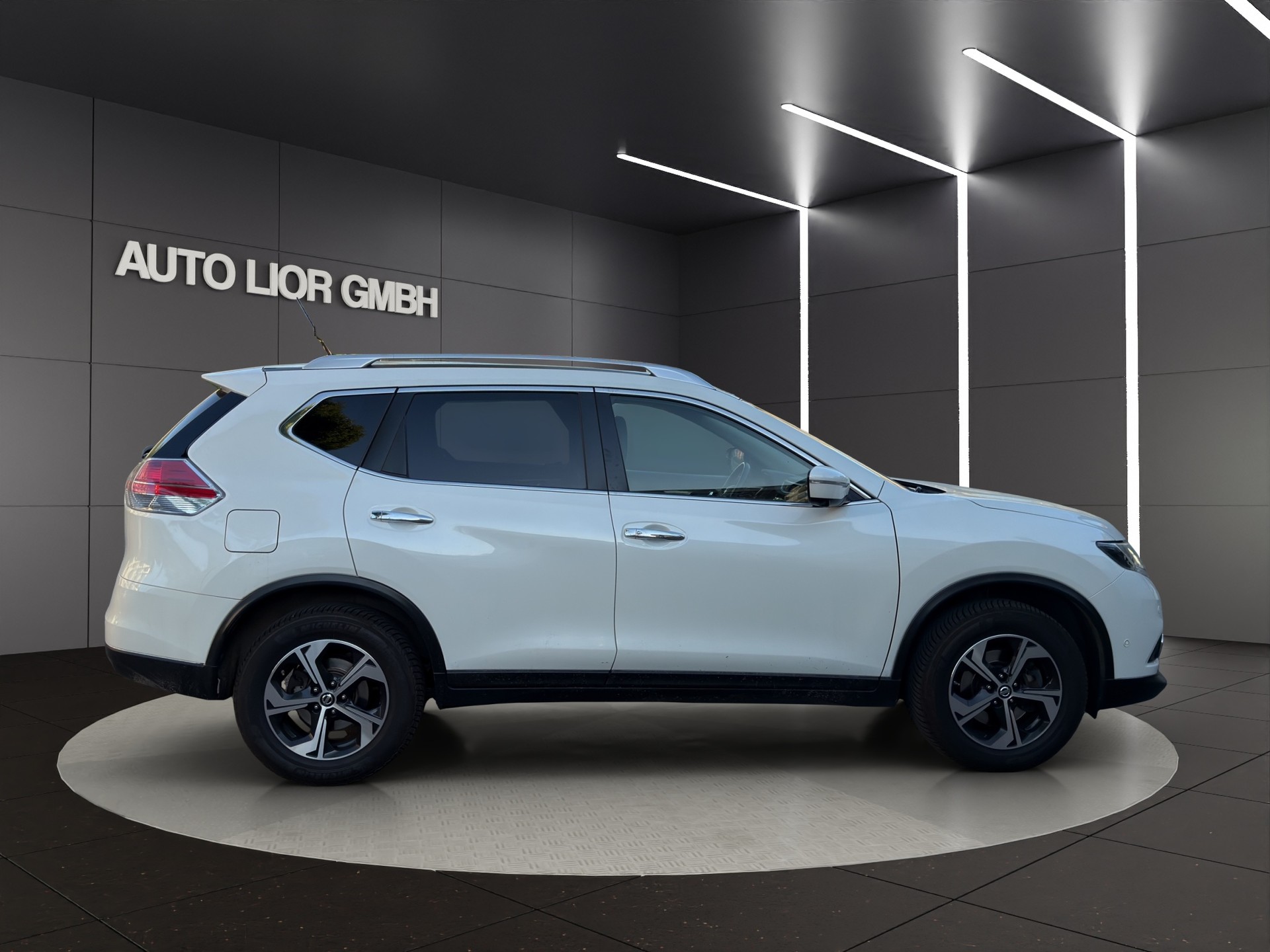 NISSAN X-Trail 2.0 dCi Swiss Ed. Xtronic CVT ALL-MODE 4x4-image-5