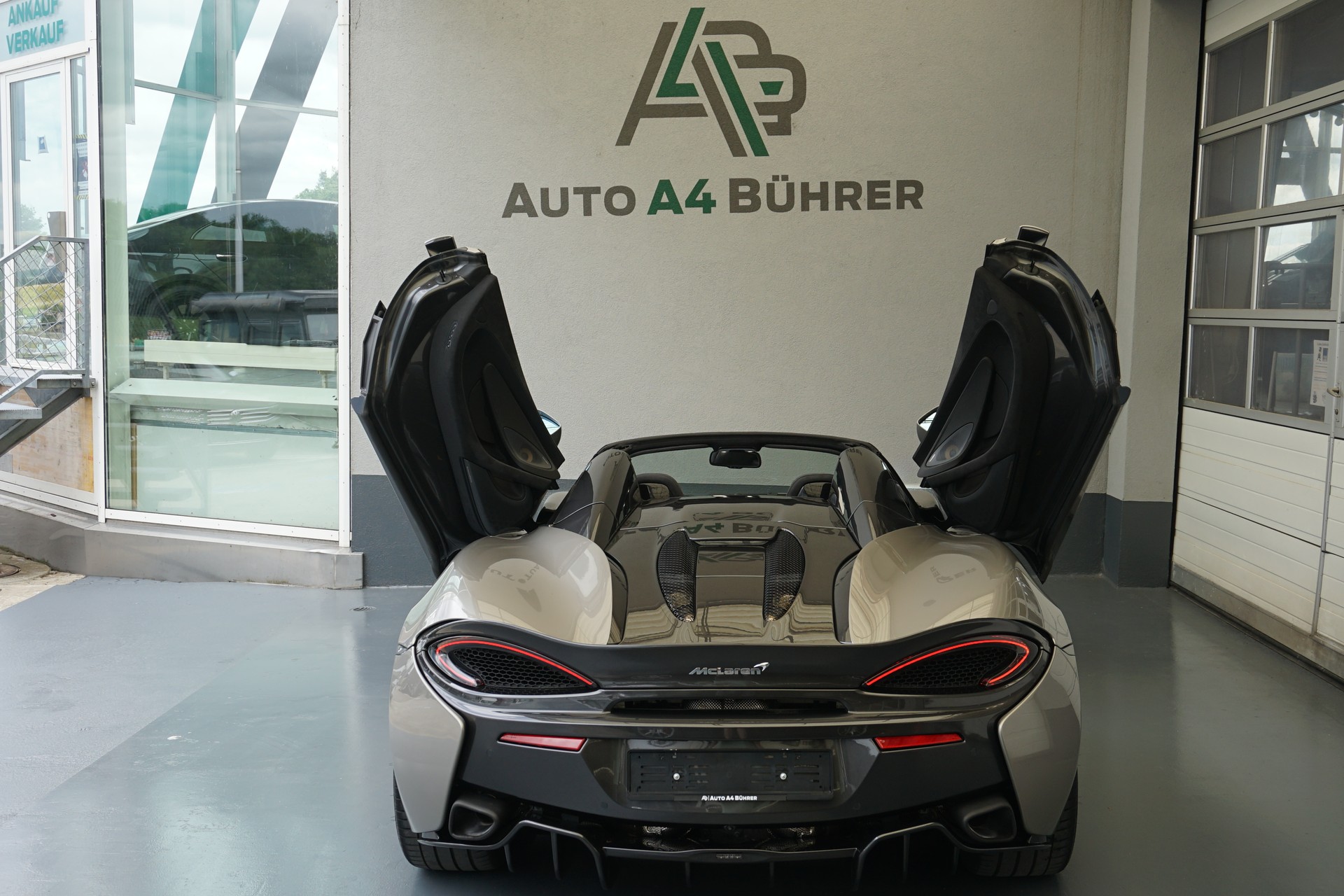 McLAREN 570S Spider 3.8 V8 570PS-image-18