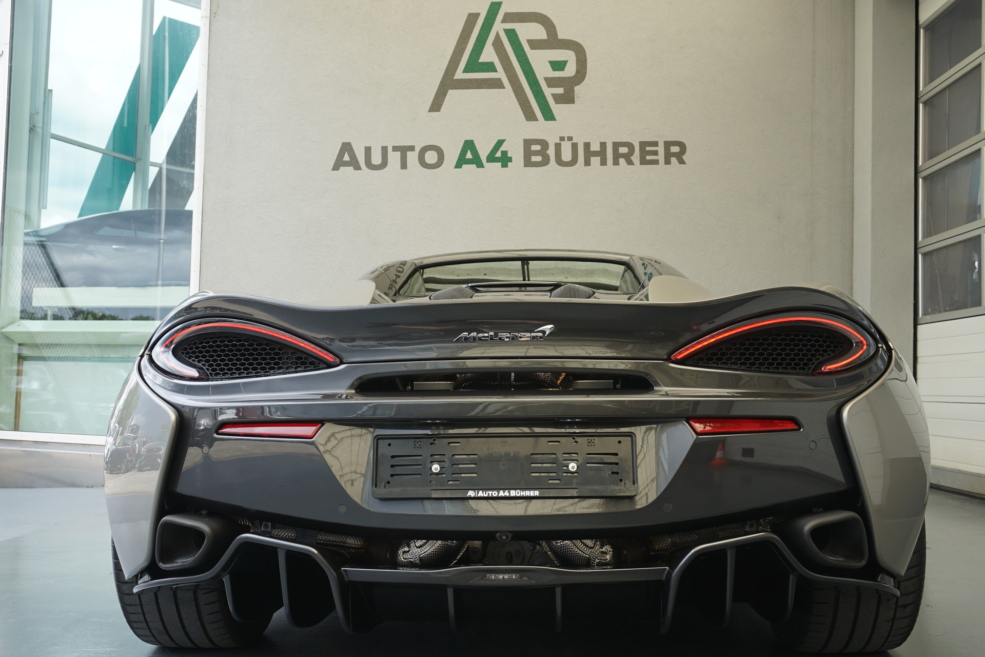 McLAREN 570S Spider 3.8 V8 570PS-image-19