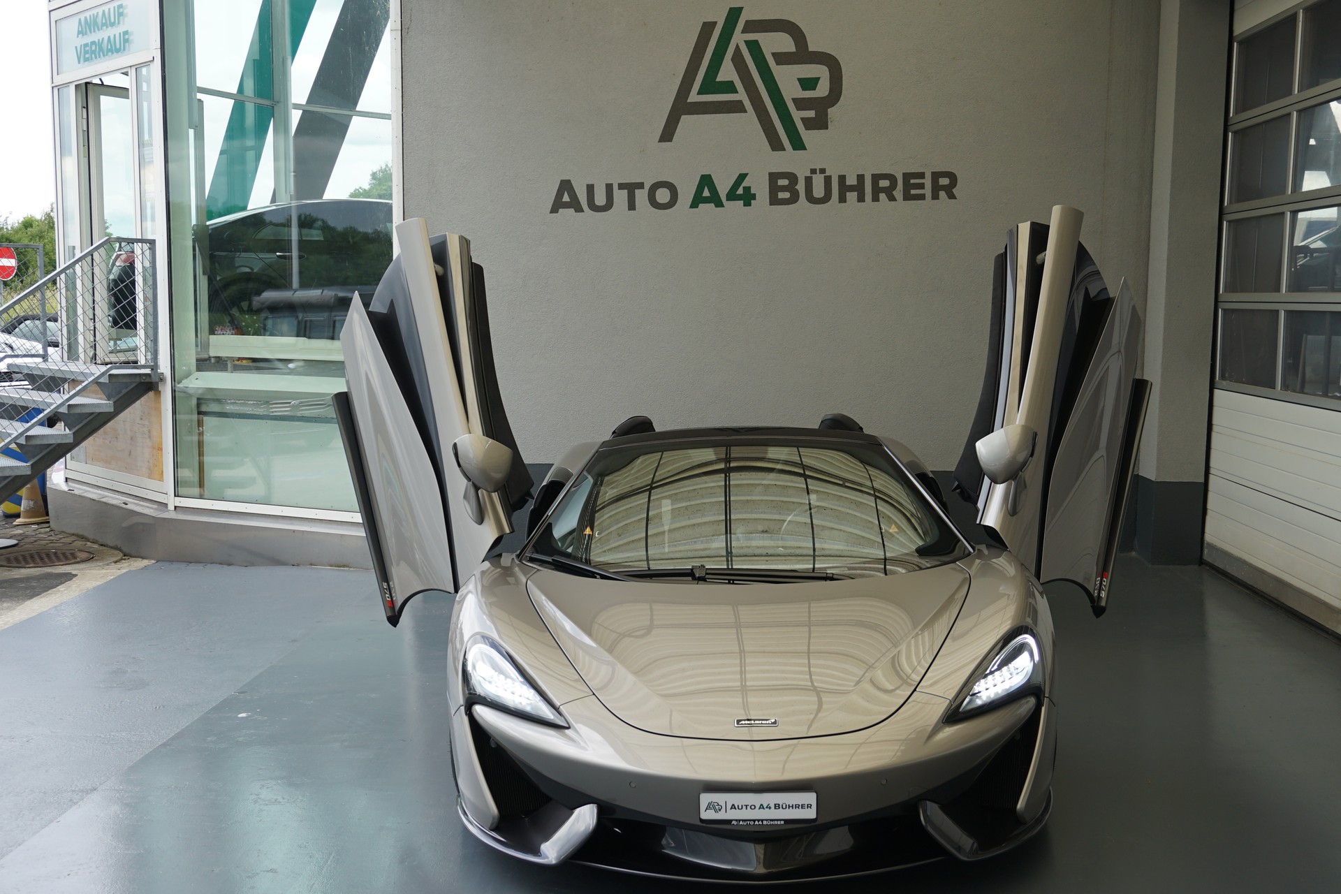 McLAREN 570S Spider 3.8 V8 570PS-image-16