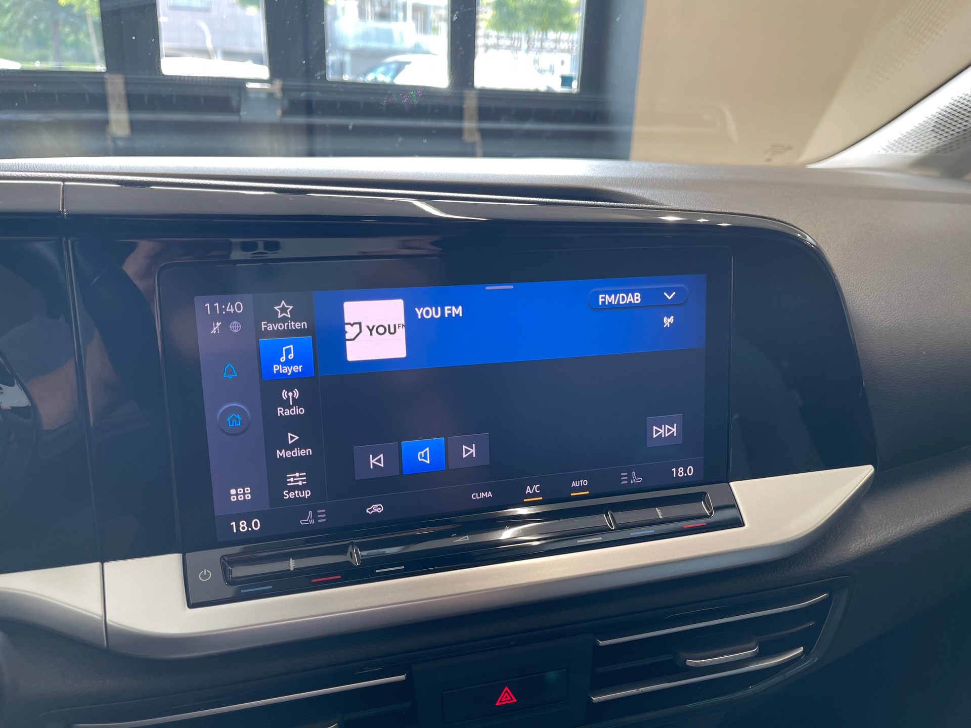 FORD Grand Tourneo Connect 2.0 EcoBlue Active Automat *7 PLATZ*-image-22