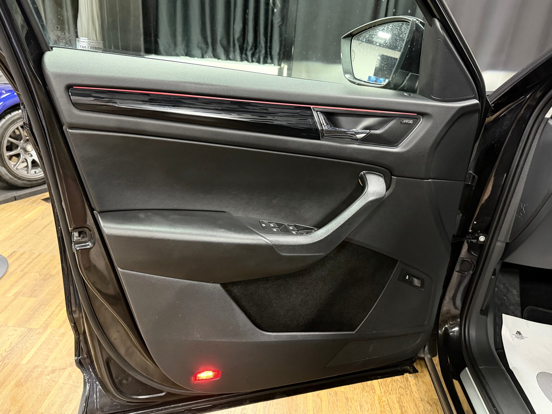 SKODA Kodiaq 2.0 TDI CR Ambition 4x4 DSG-image-8