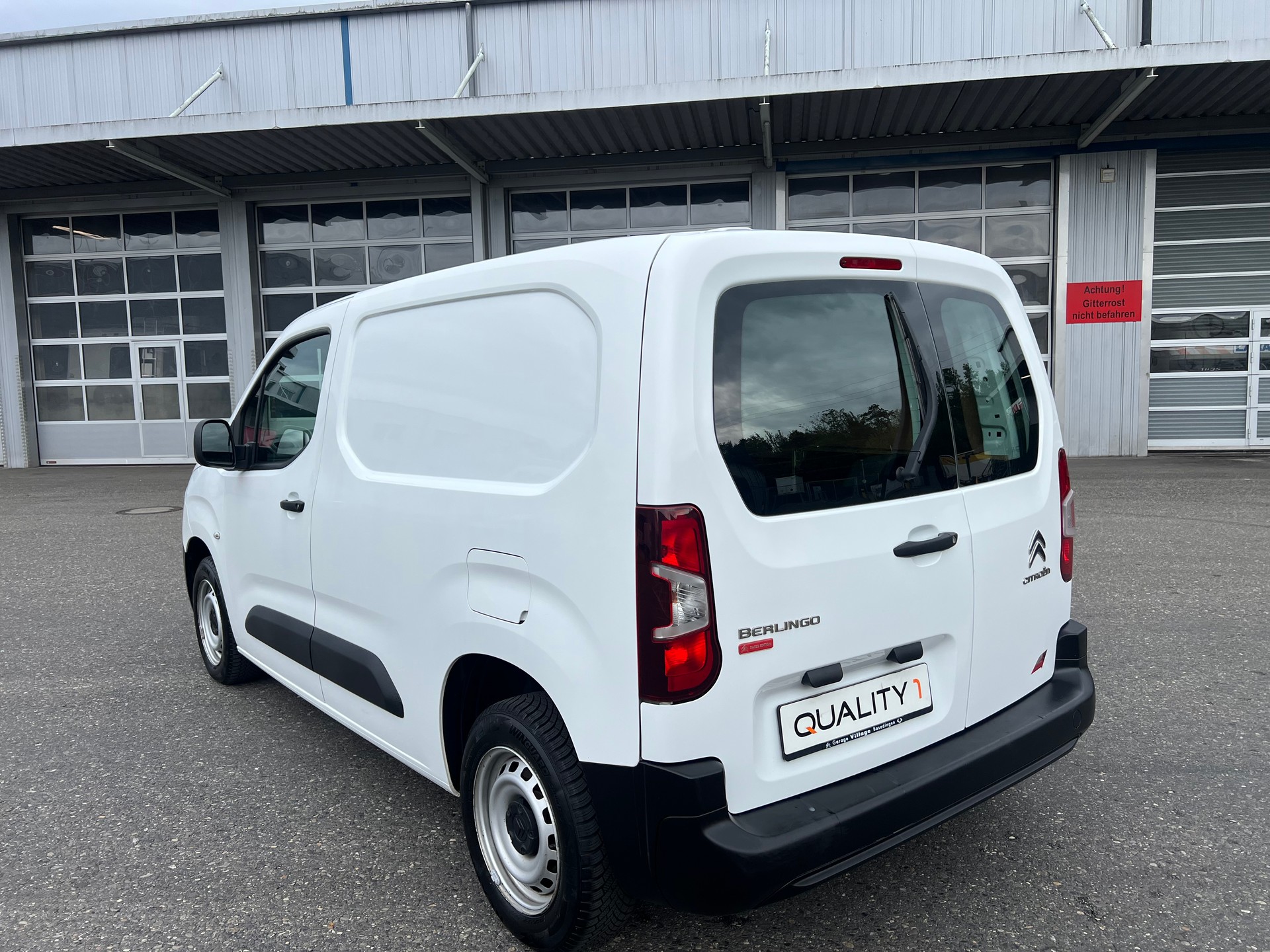 CITROEN Berlingo Van 1.5 Blue HDi 75 Swiss Edition 650kg-image-5