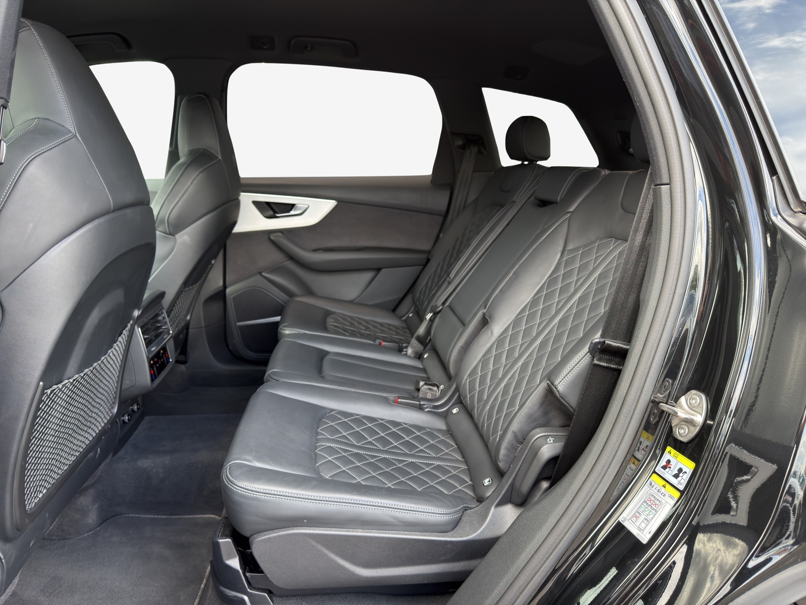 AUDI Q7 SUV TDI quattro 210 kW S Line tiptronic-image-11