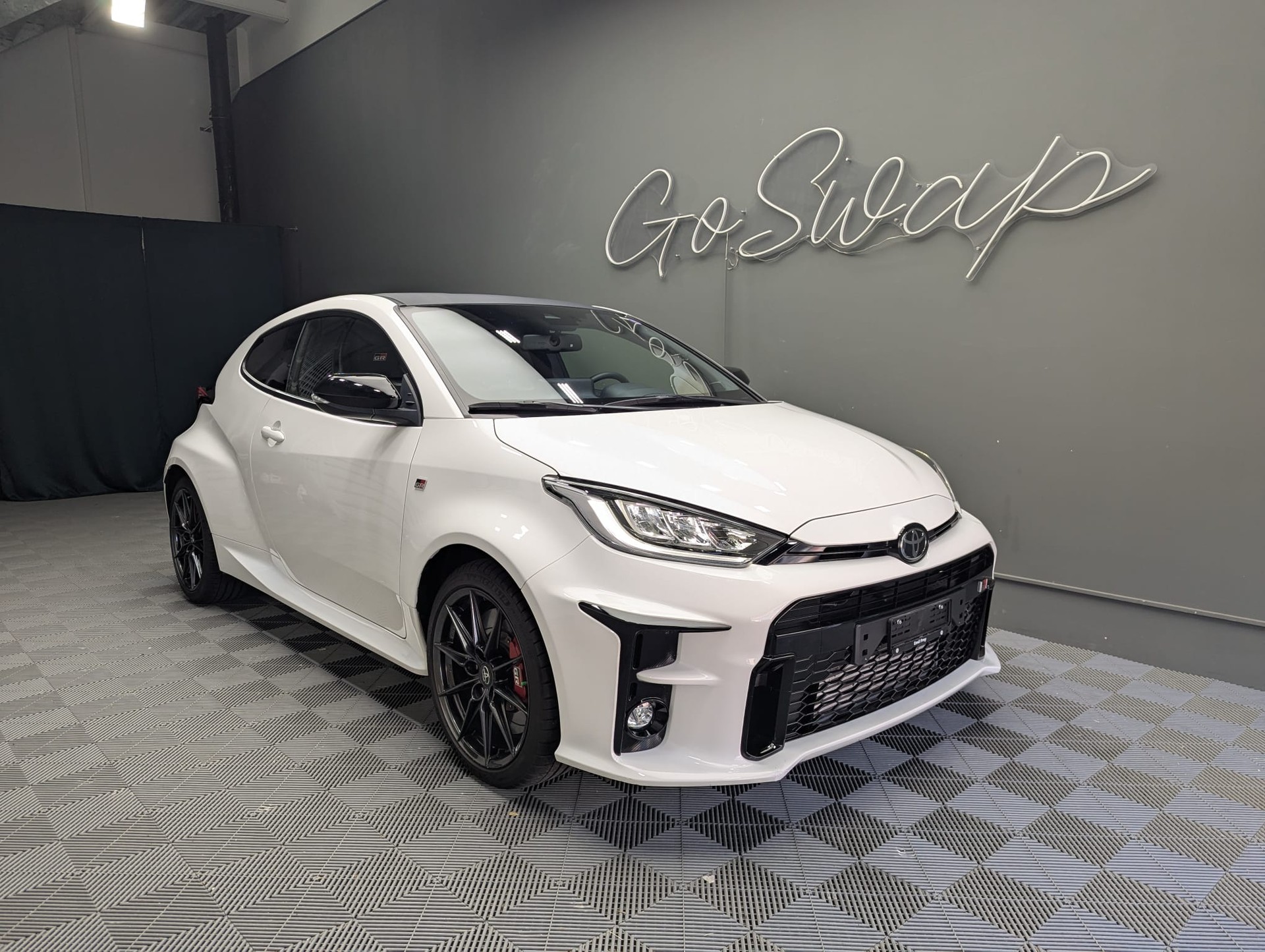 TOYOTA Yaris 1.6 GR Sport