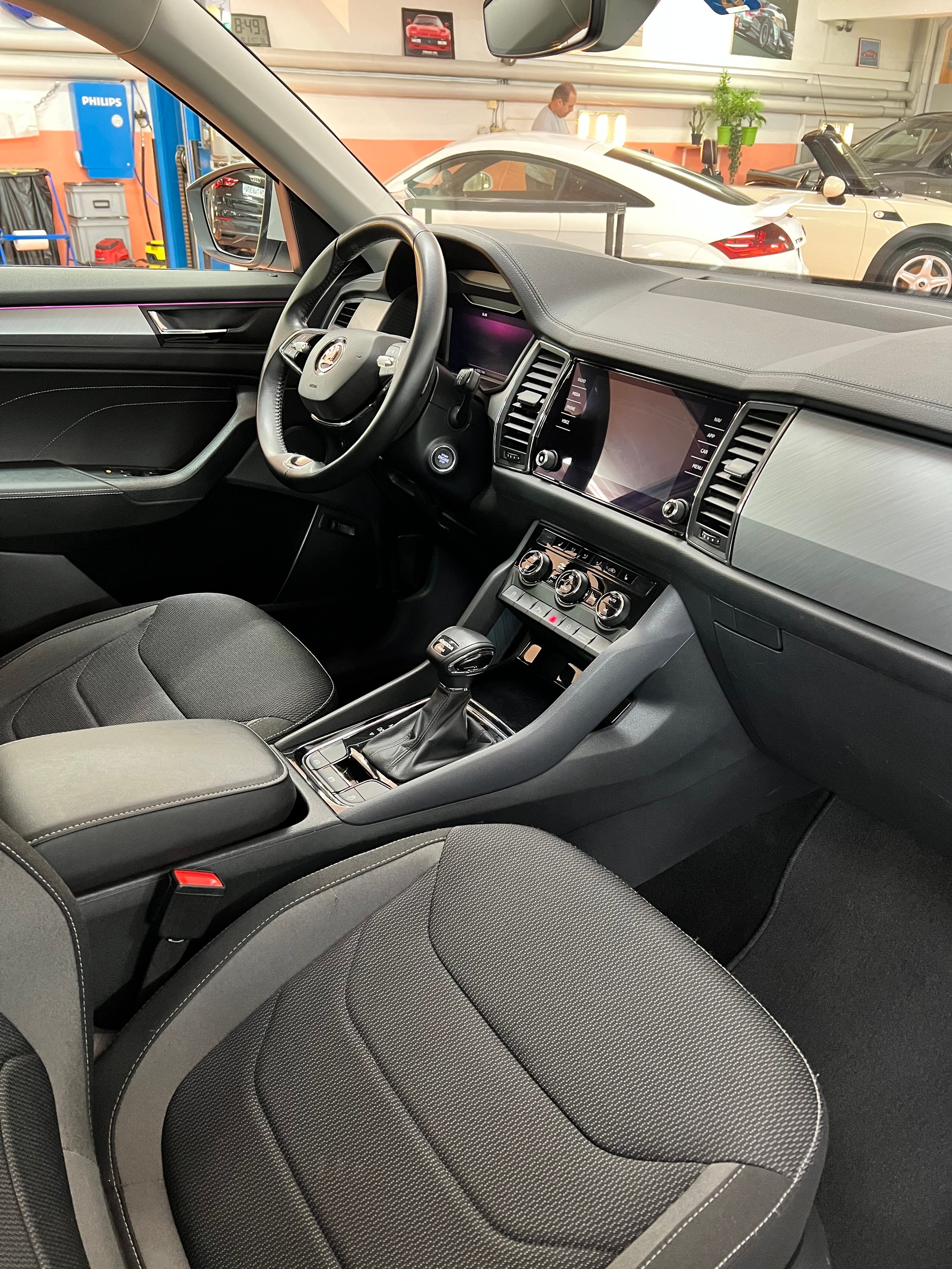 SKODA KODIAQ 2.0 TDI Ambition 4x4 DSG-image-9