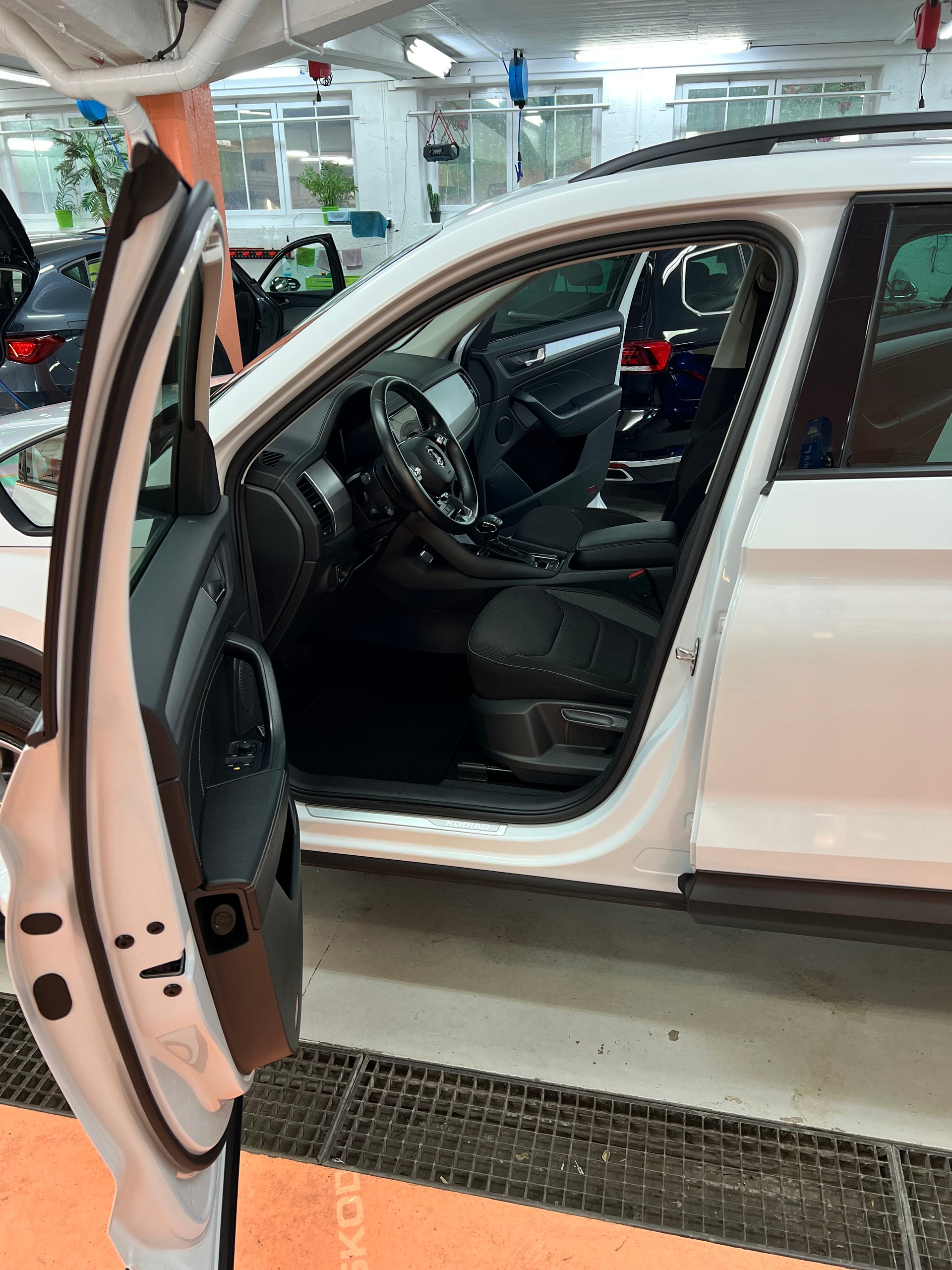 SKODA KODIAQ 2.0 TDI Ambition 4x4 DSG-image-5