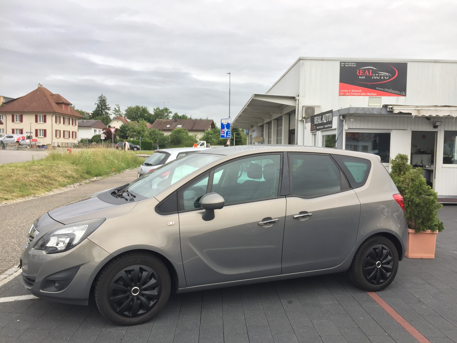 OPEL Meriva 1.4 Turbo Cosmo-image-11