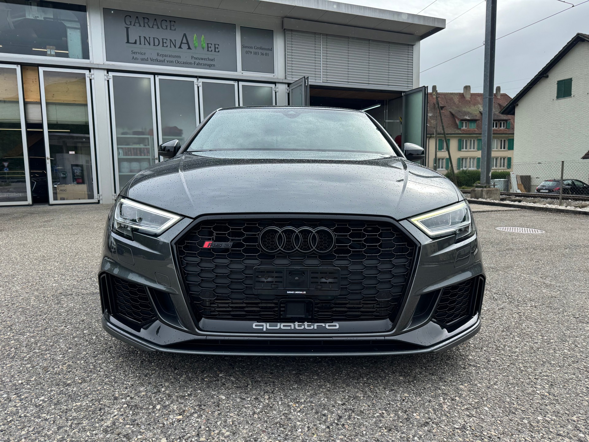 AUDI RS3 Sportback 2.5 TSI quattro S-tronic-image-4