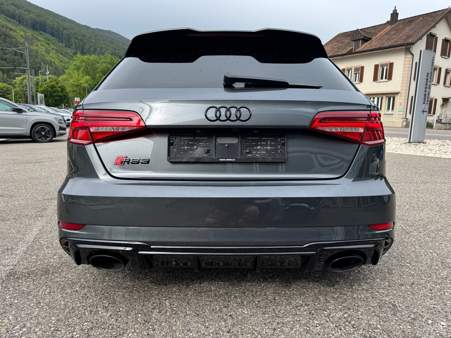 AUDI RS3 Sportback 2.5 TSI quattro S-tronic-image-7