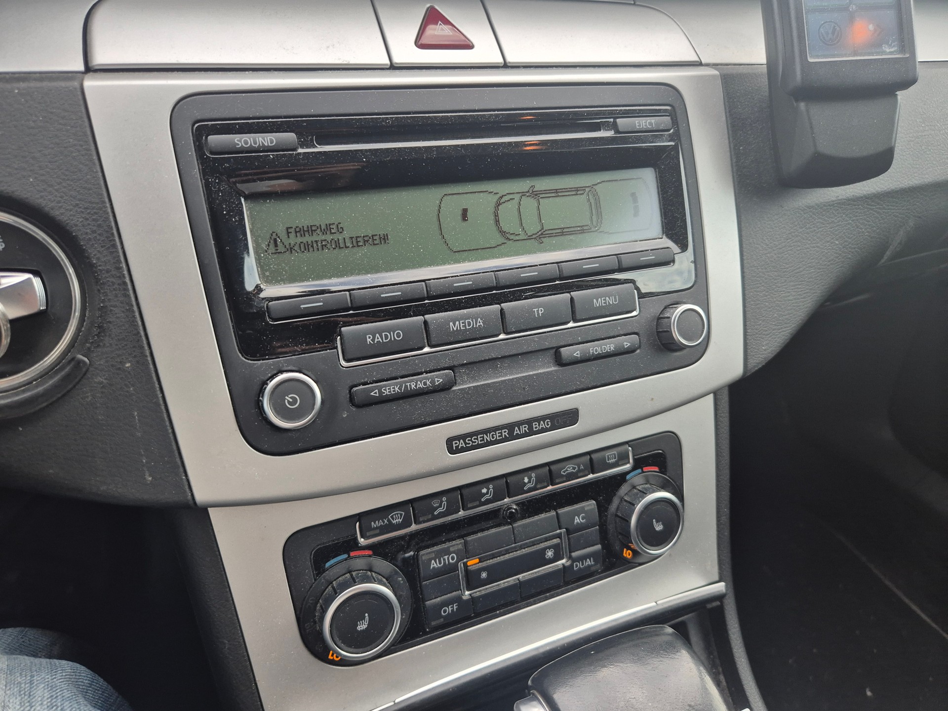 VW Passat 2.0 Diesel Automat Klima Top-image-11