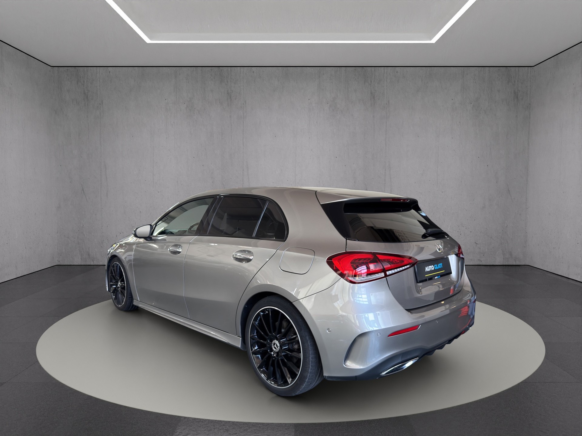 MERCEDES-BENZ A 200 AMG Line 7G-DCT Night "Head-Up-RF.-Kamera-19" Alu"-image-4