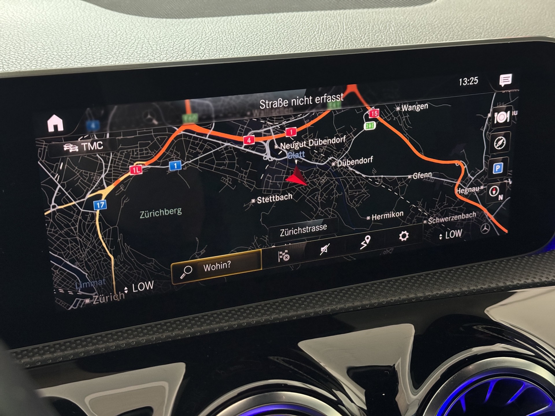 MERCEDES-BENZ A 200 AMG Line 7G-DCT Night "Head-Up-RF.-Kamera-19" Alu"-image-14