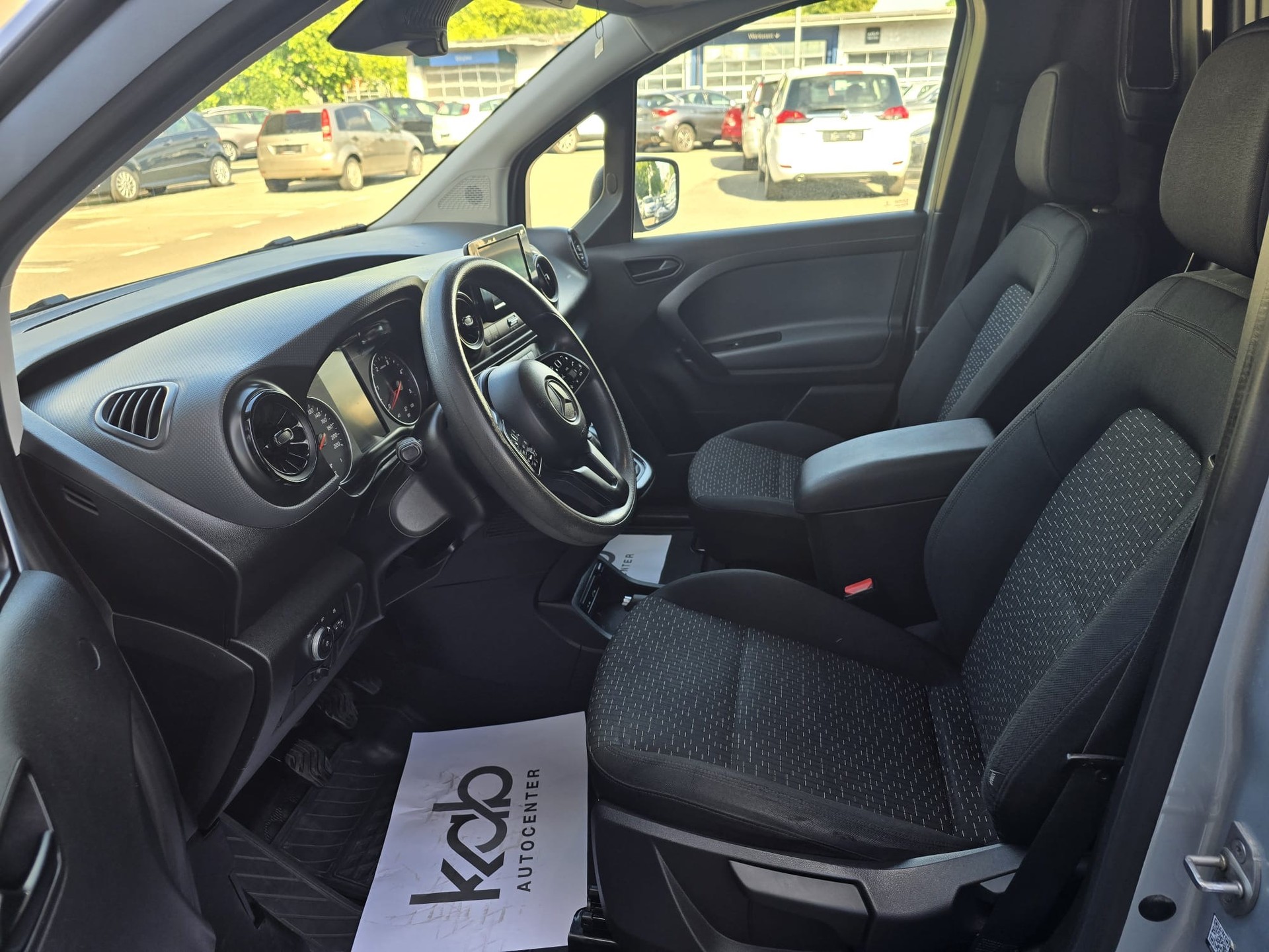MERCEDES-BENZ Citan 112 CDI Base-image-15