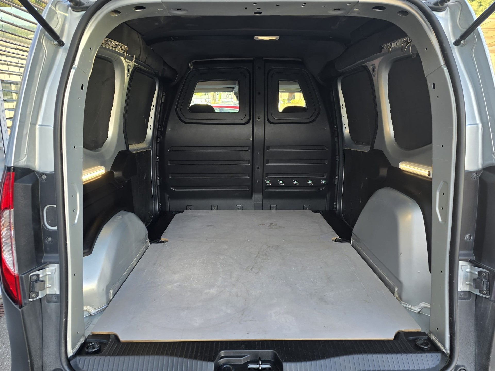MERCEDES-BENZ Citan 112 CDI Base-image-8