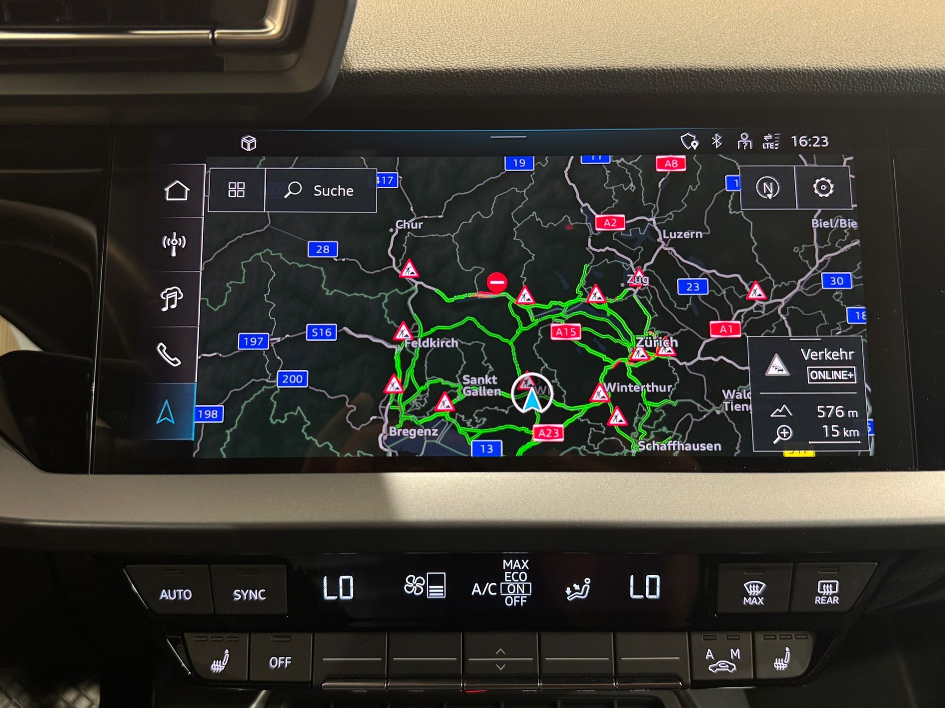 AUDI A3 Sportback 35 TFSI Attraction S-tronic *CH-Fahrzeug inkl Gratis Servie Paket*-image-21
