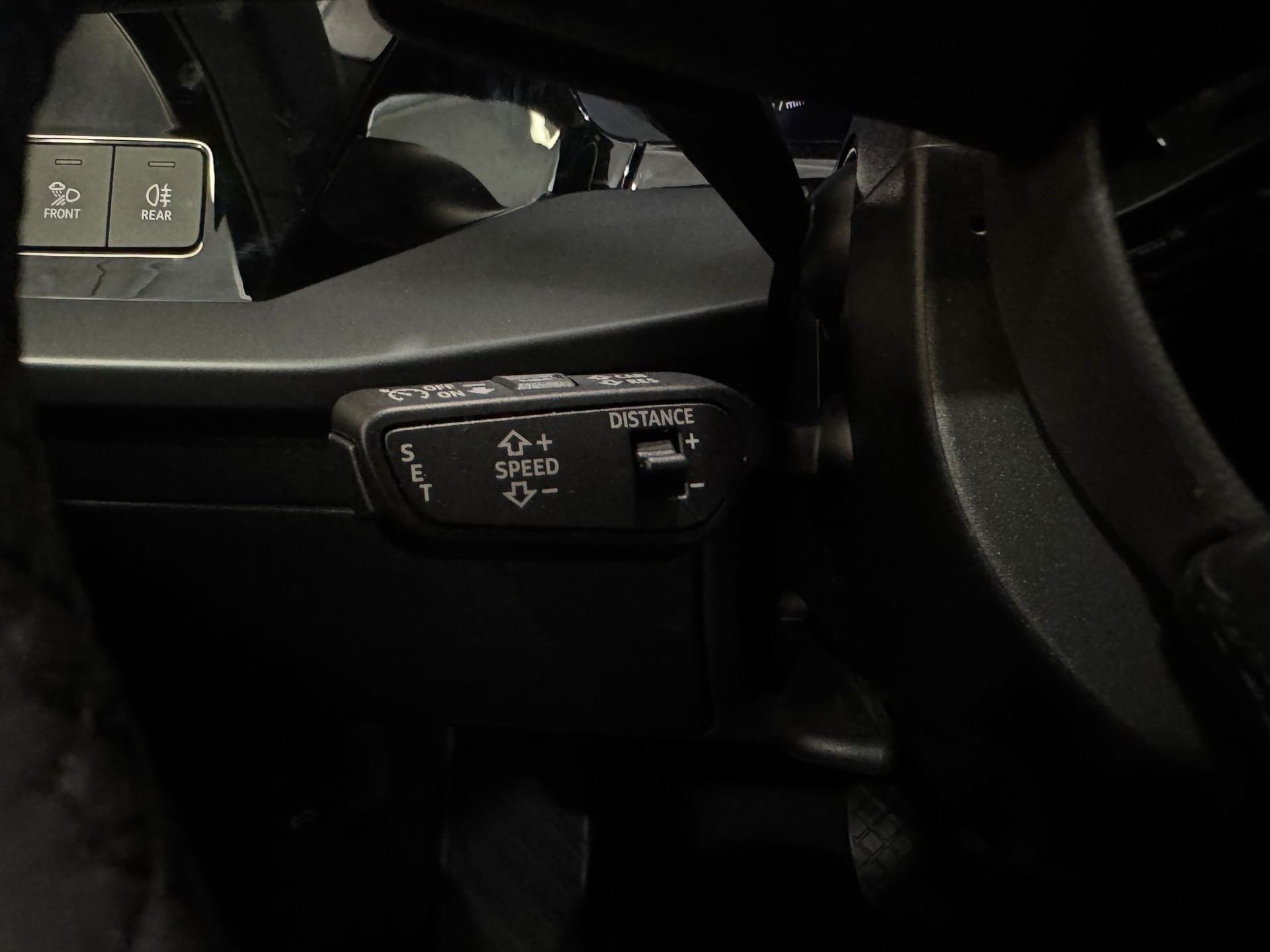AUDI A3 Sportback 35 TFSI Attraction S-tronic *CH-Fahrzeug inkl Gratis Servie Paket*-image-10