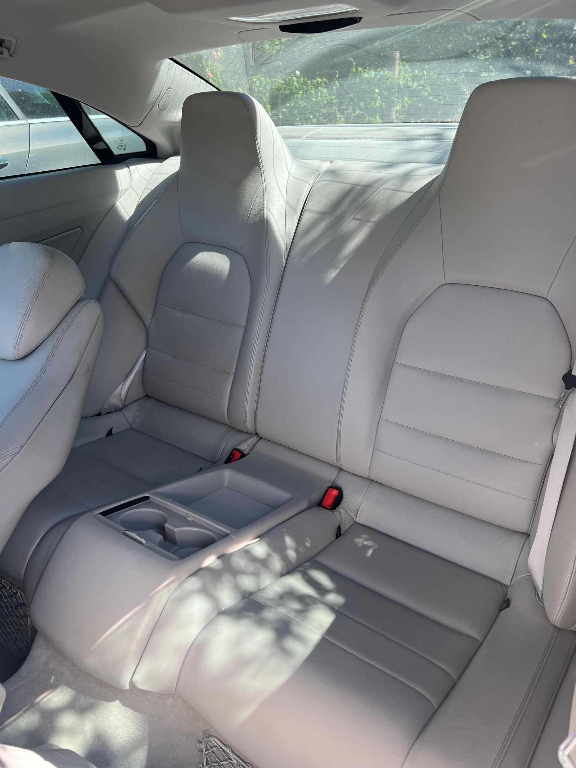 MERCEDES-BENZ E 250 CGI BlueEfficiency Automatic-image-13
