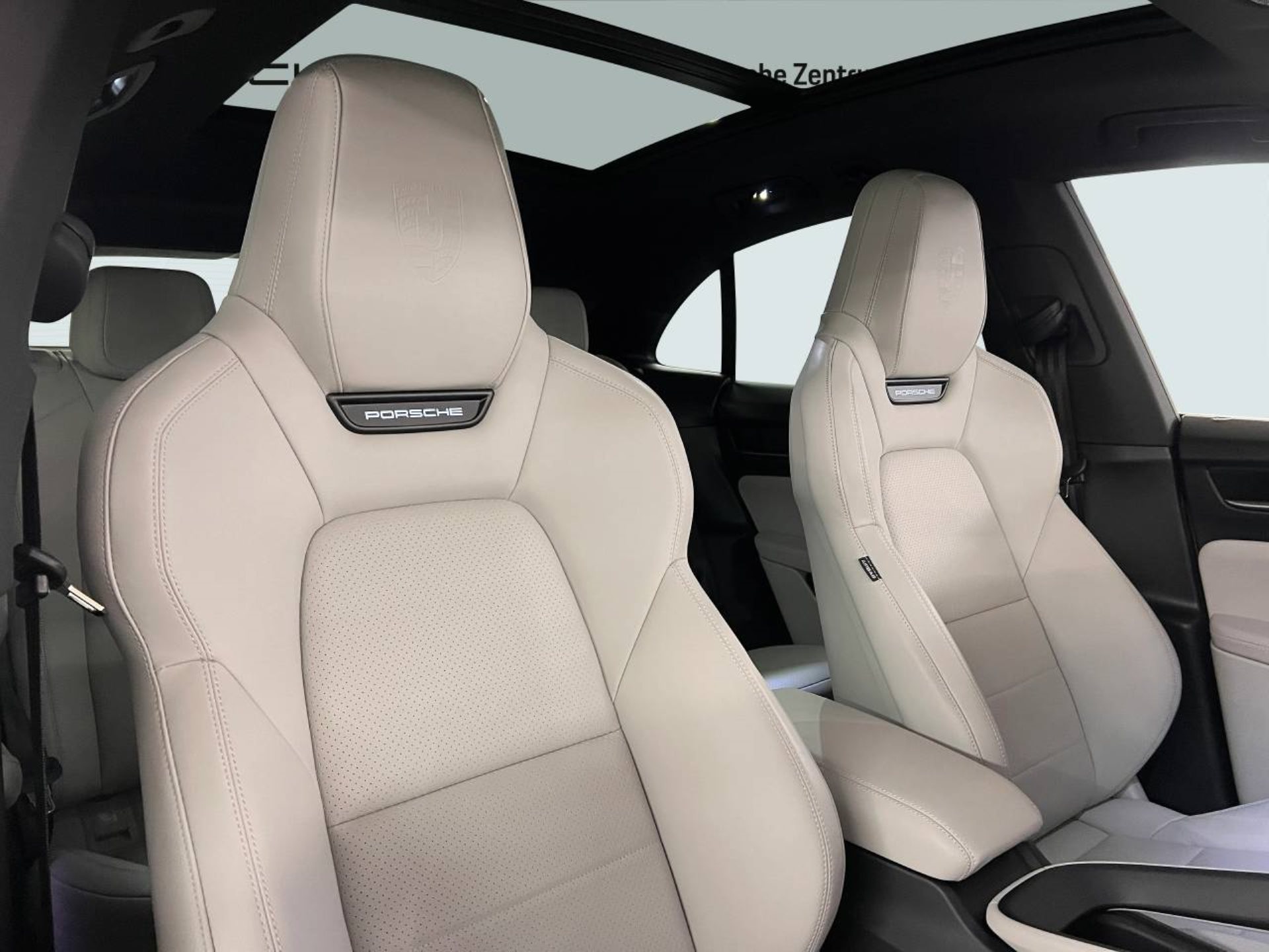 PORSCHE Macan 4-image-20