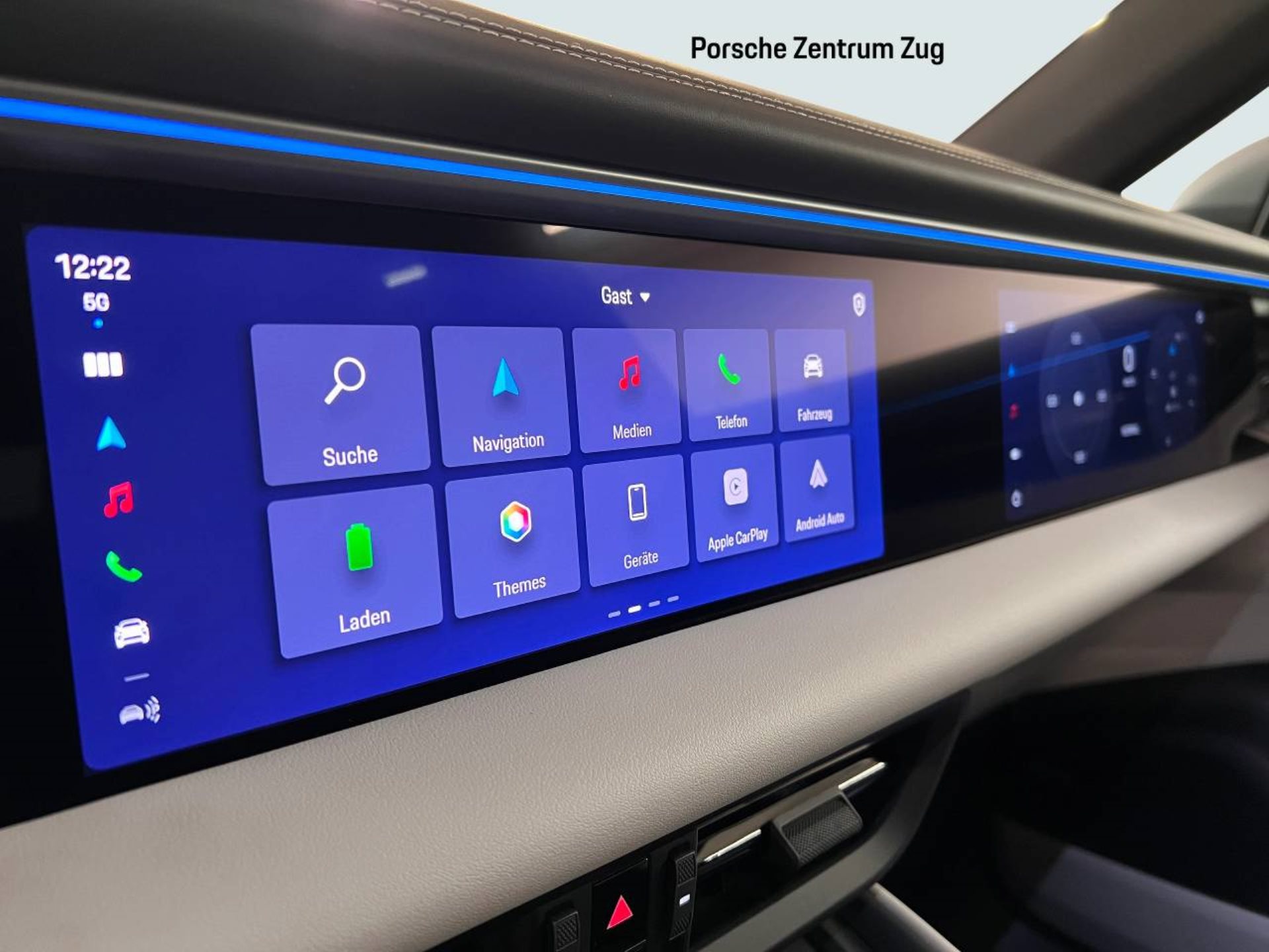 PORSCHE Macan 4-image-28