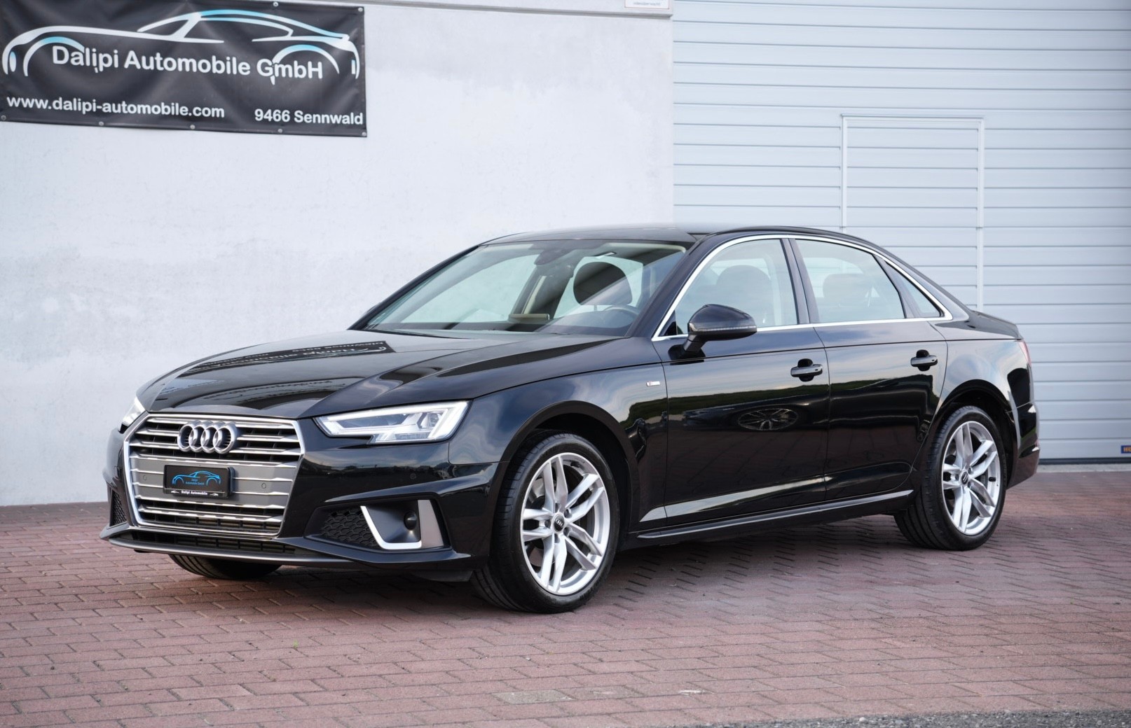 AUDI A4 Limousine 40 TFSI Sport S-tronic (CH)-image-0
