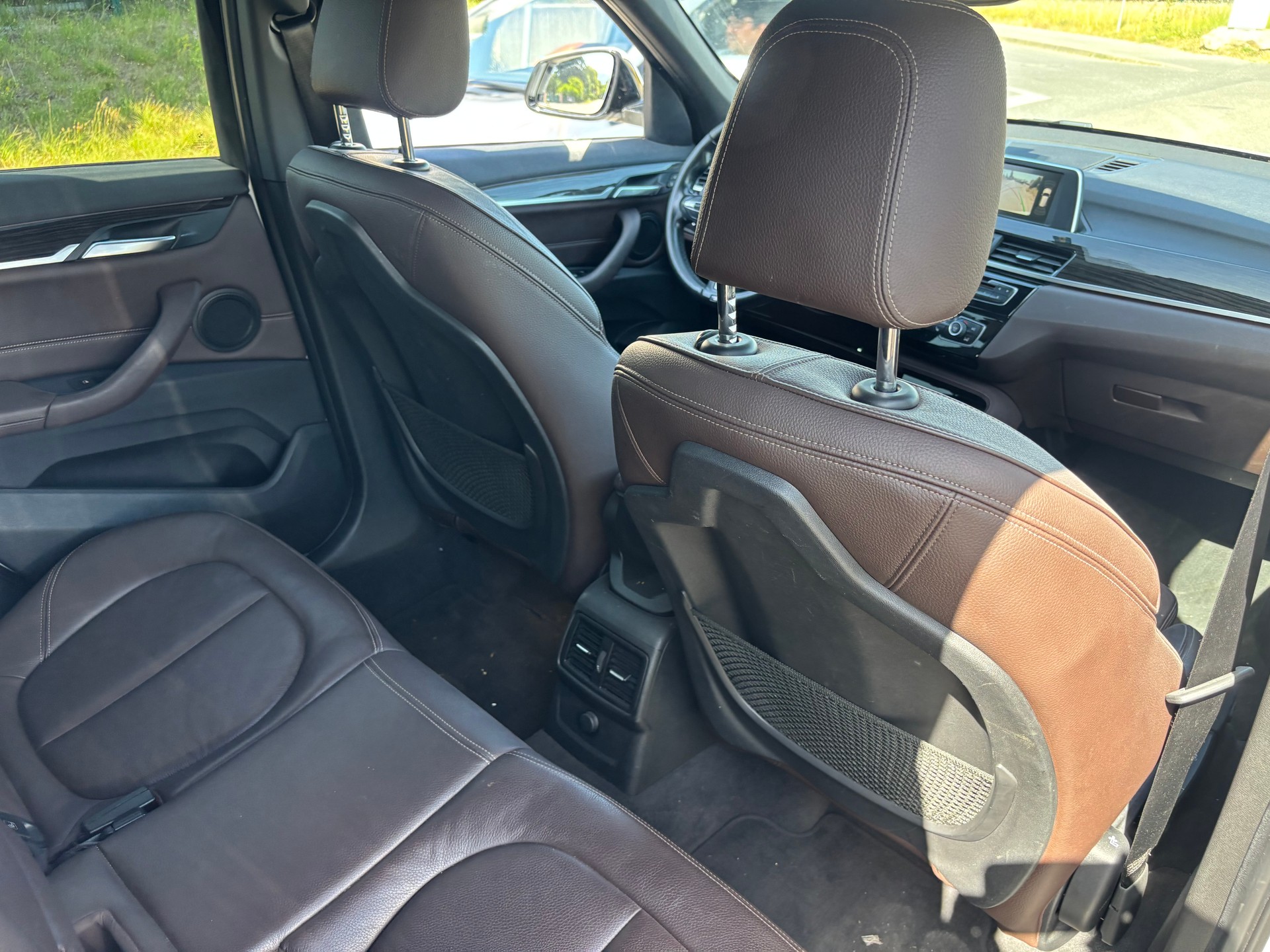 BMW X1 xDrive 20i Sport Line Steptronic-image-8