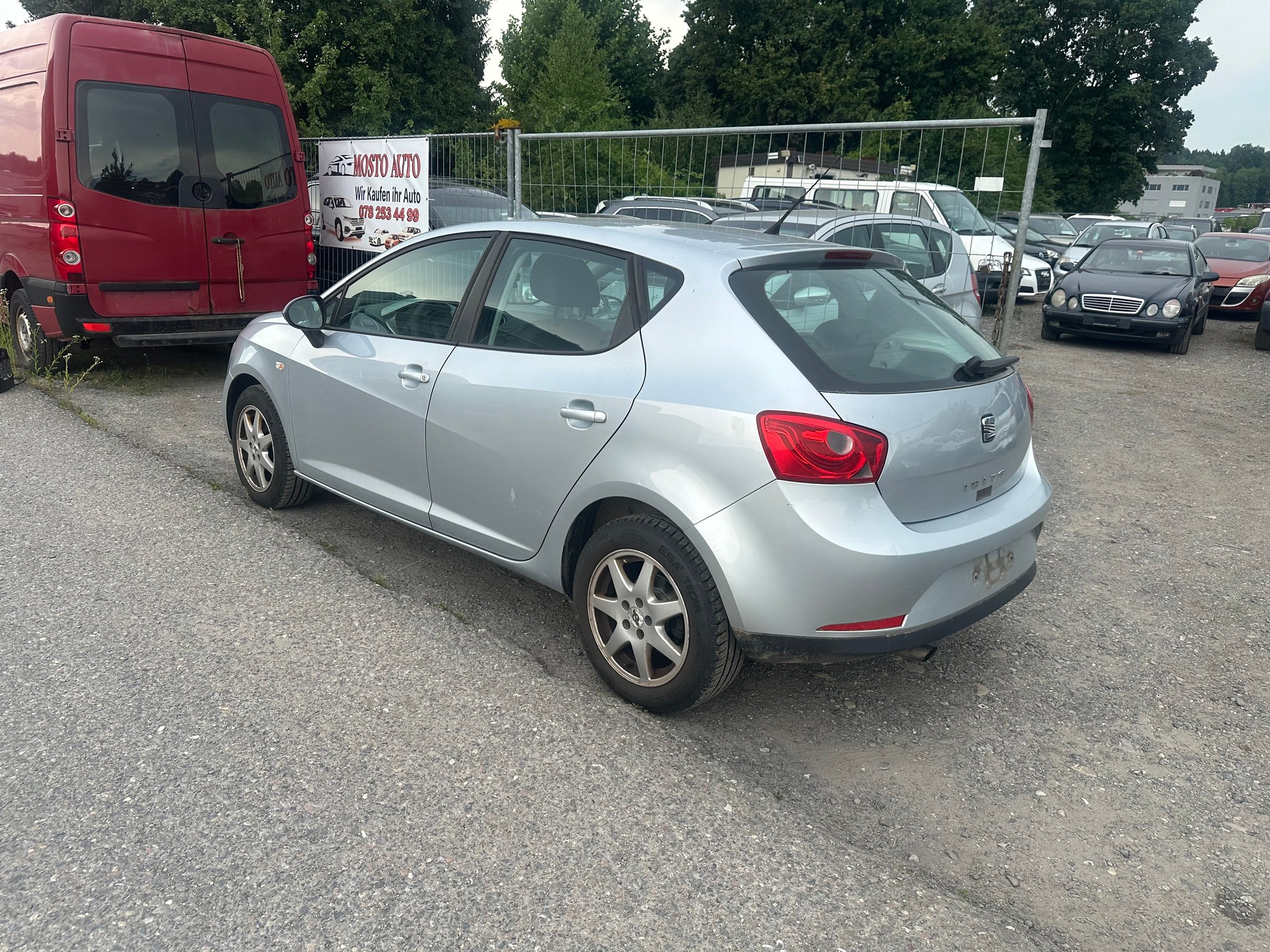 SEAT Ibiza 1.6 Style DSG-image-6