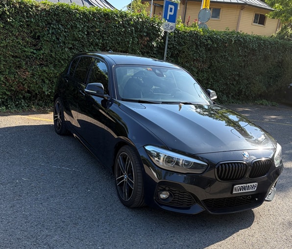 BMW 120d xDrive-image-0