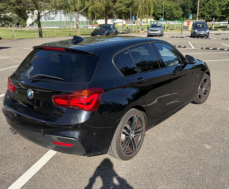 BMW 120d xDrive-image-3