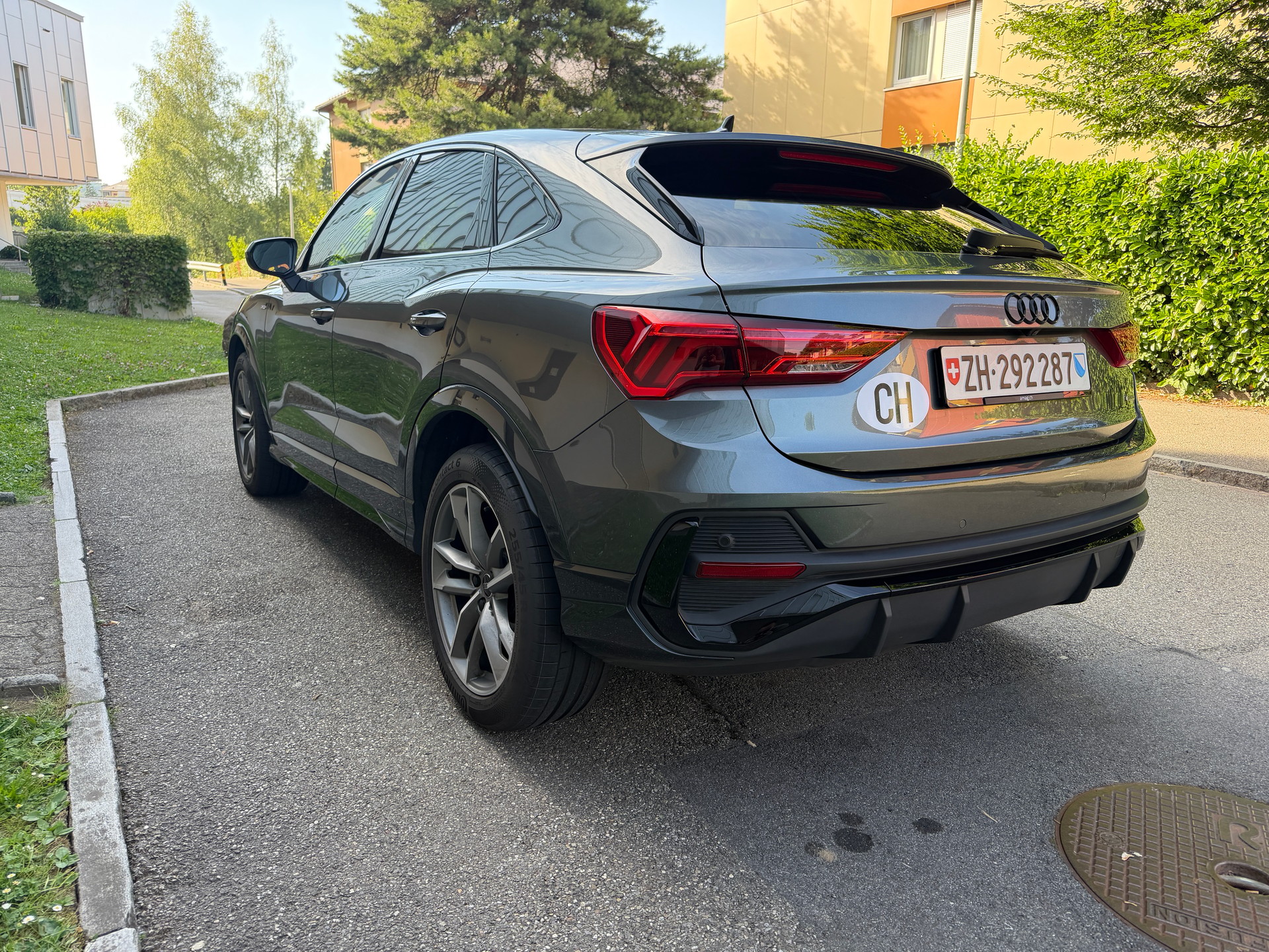AUDI Sportback 2.0 40 TDI S line quattro S-Tronic-image-6
