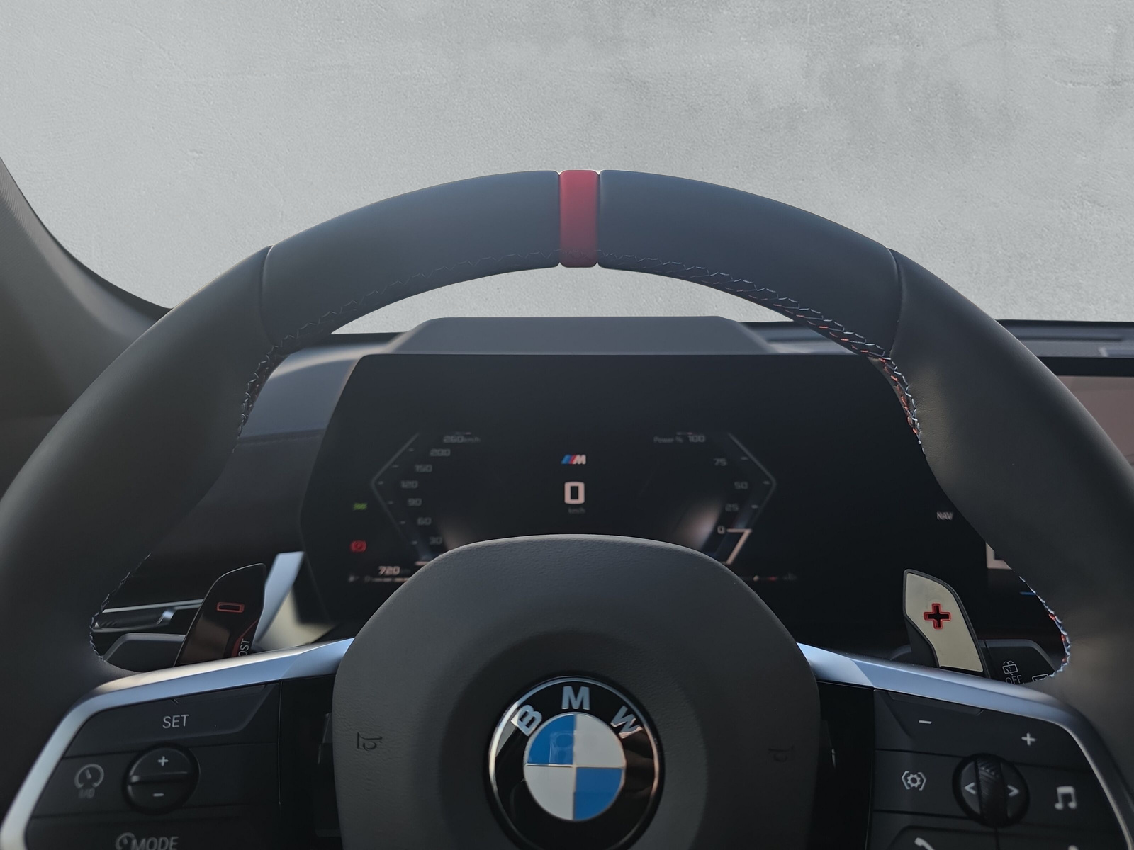 BMW X1 xDrive M35i-image-18