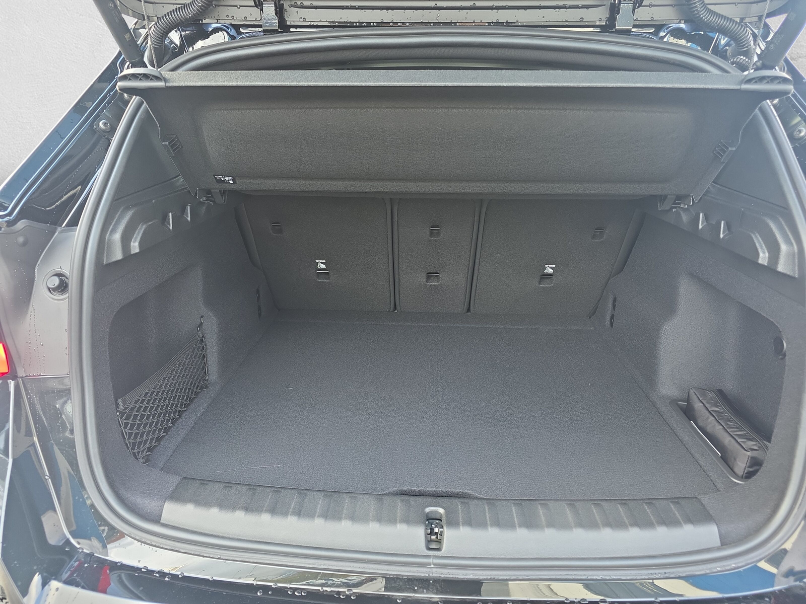 BMW X1 xDrive M35i-image-9