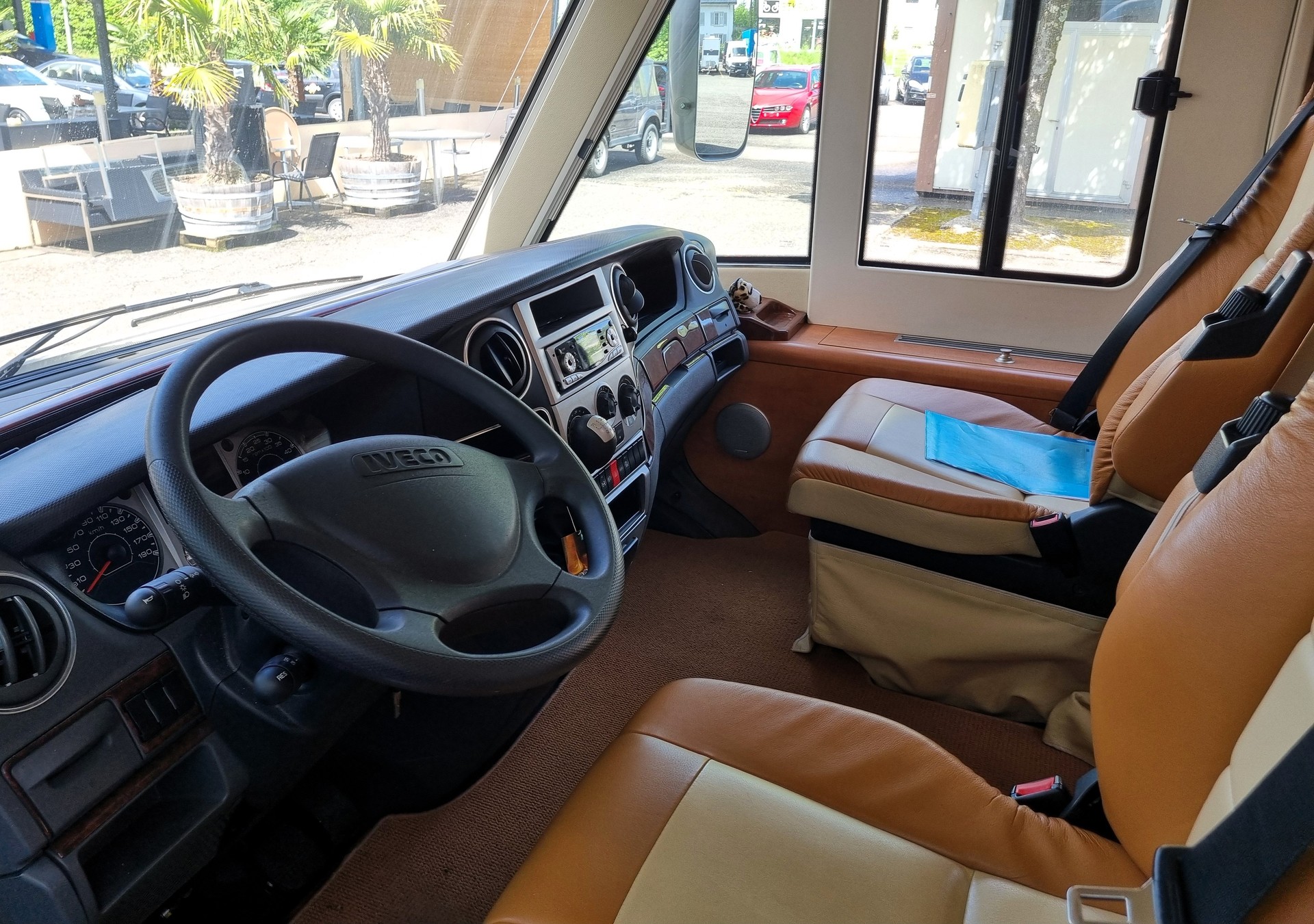 CARTHAGO Iveco Carthago Chic-image-2