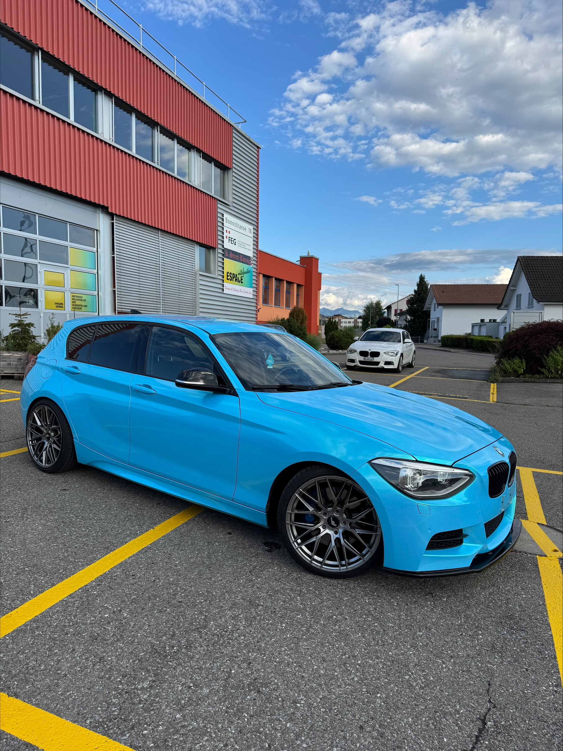 BMW M135i-image-1