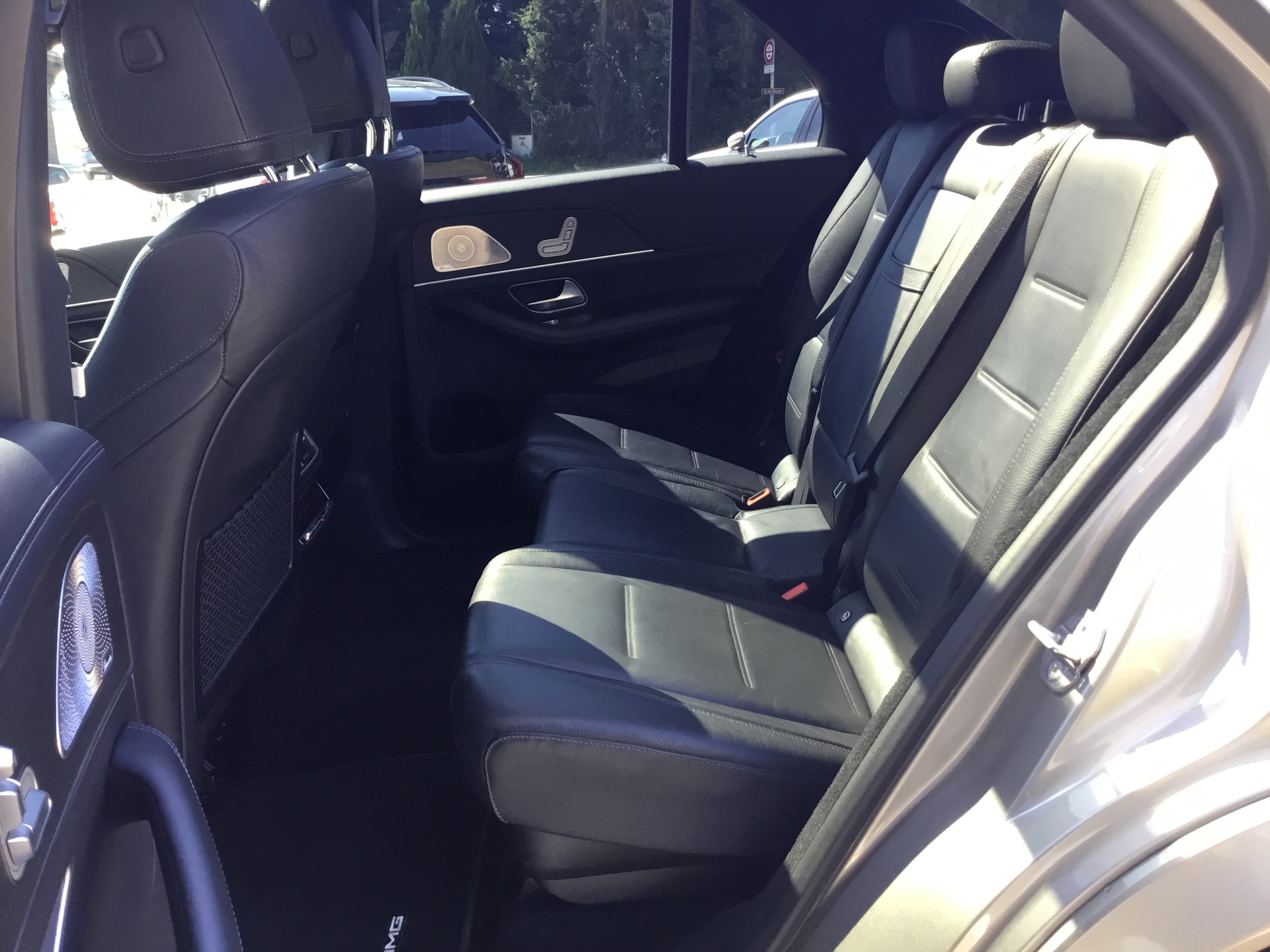 MERCEDES-BENZ GLE 350 d 4Matic AMG Line 9G-Tronic 7 Places-image-14
