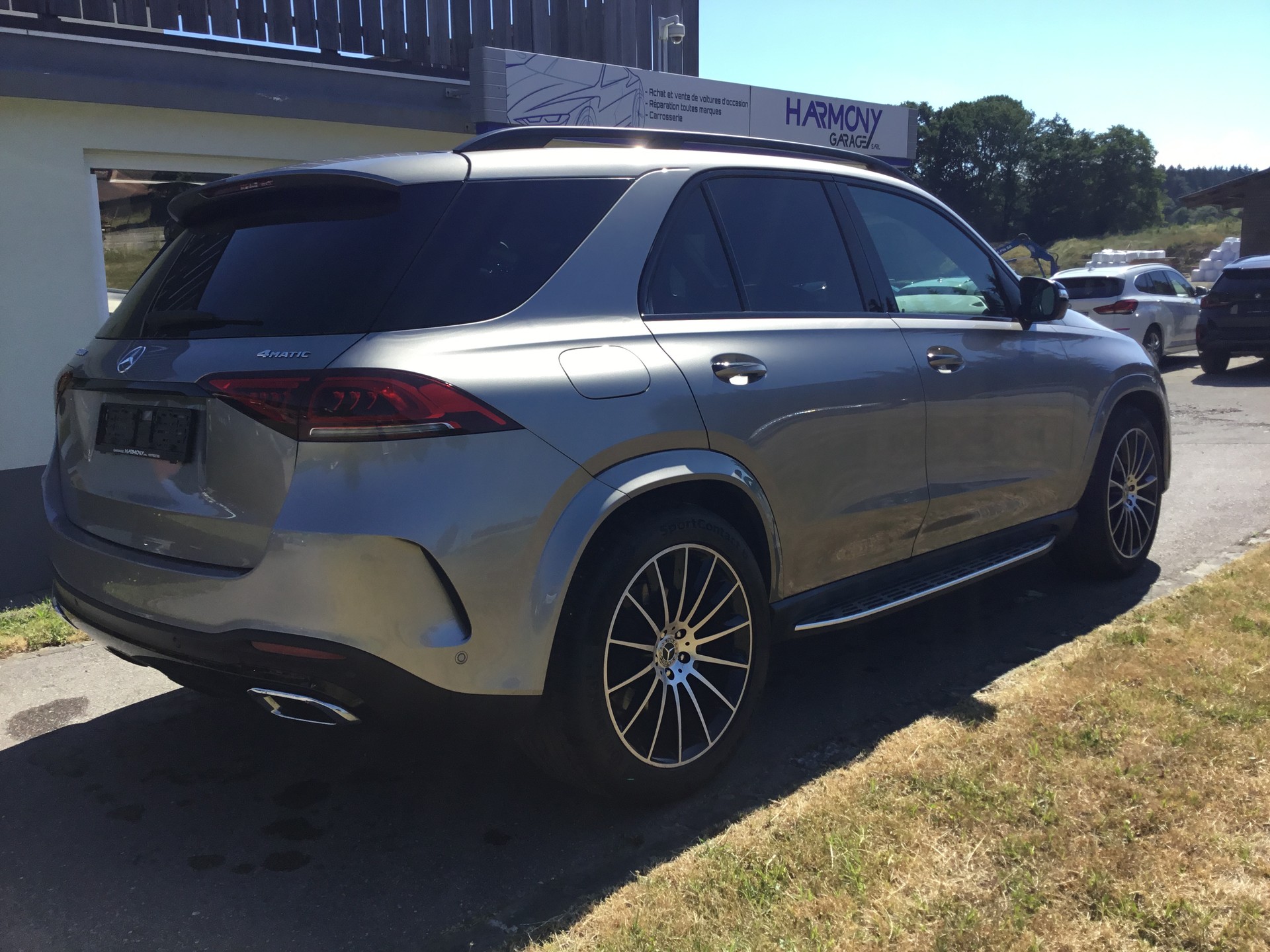 MERCEDES-BENZ GLE 350 d 4Matic AMG Line 9G-Tronic 7 Places-image-6