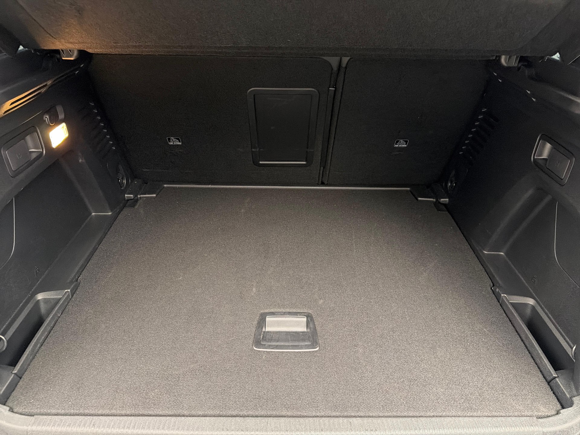 PEUGEOT 3008 1.2 PureTech GT-image-11