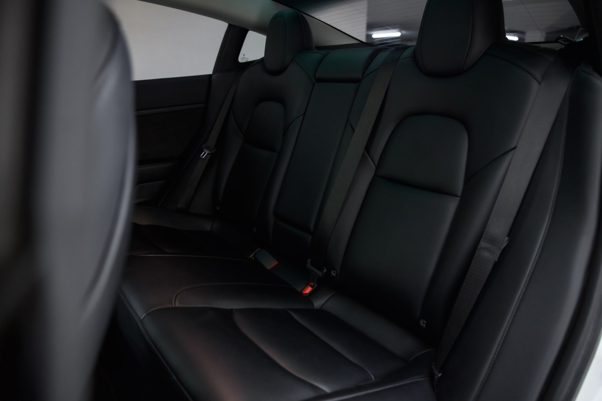 TESLA Model 3 Long Range Dual Motor AWD-image-23