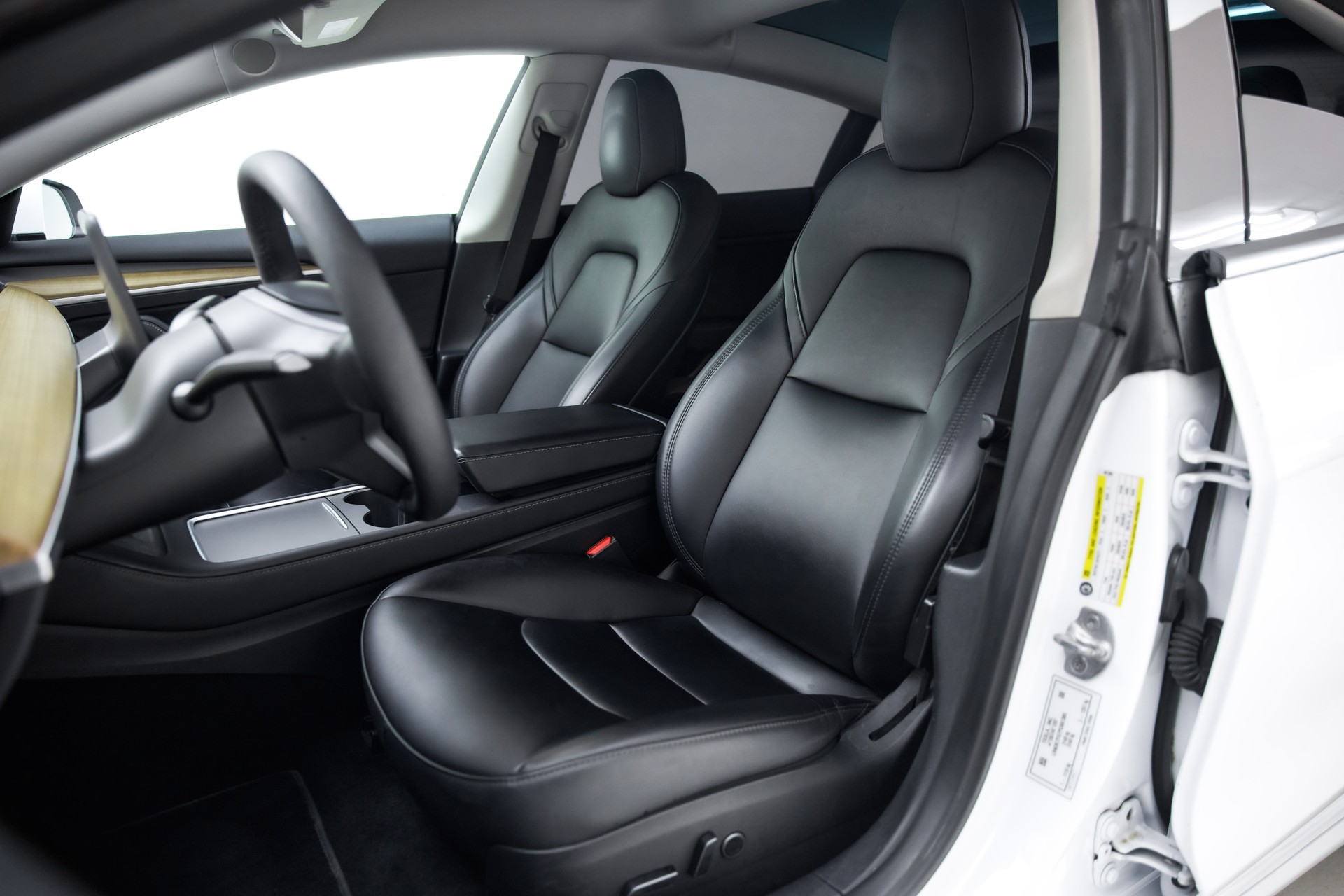 TESLA Model 3 Long Range Dual Motor AWD-image-20