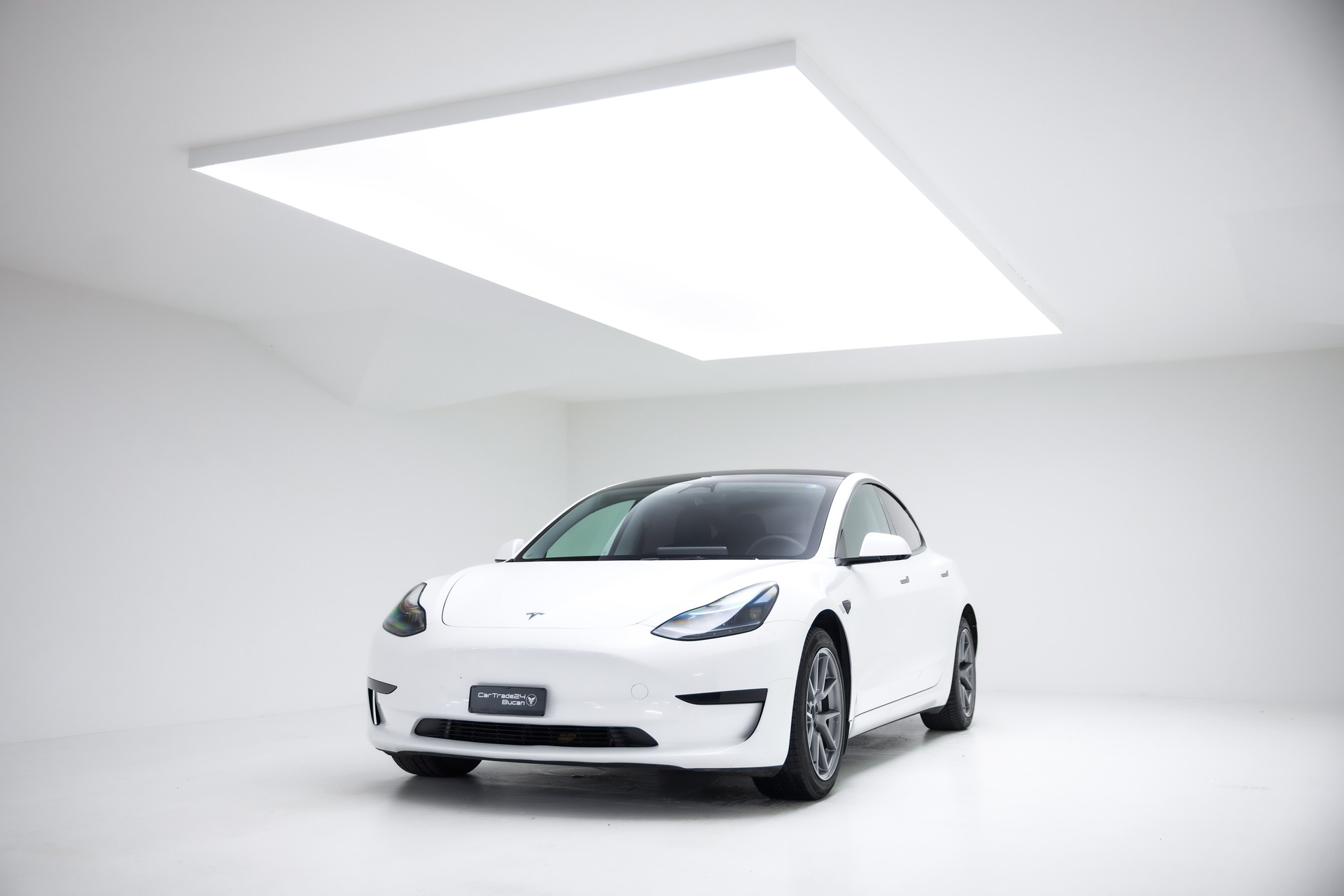 TESLA Model 3 Long Range Dual Motor AWD-image-3