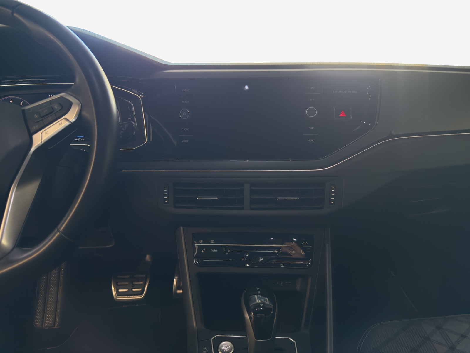 VW Taigo 1.0 TSI R-Line DSG-image-10
